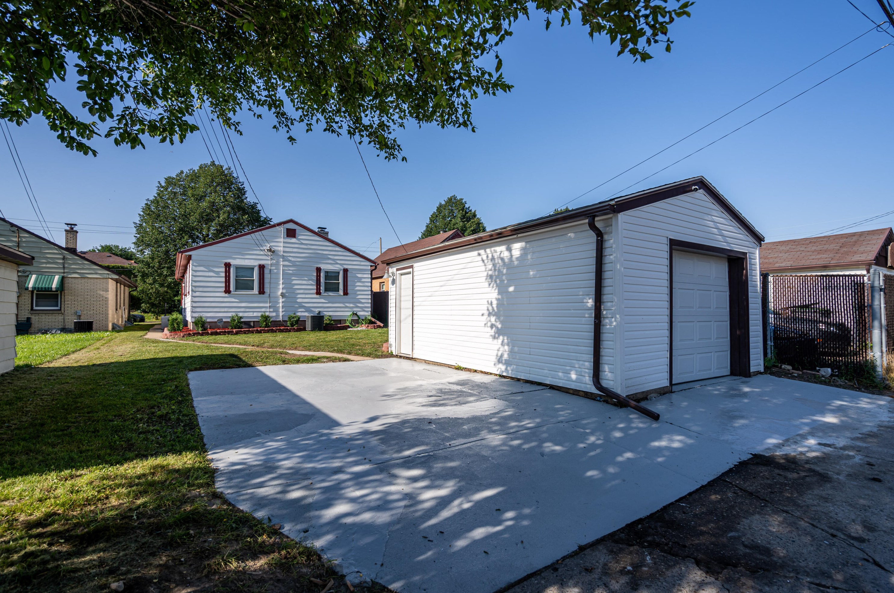 1934 Congress St, Milwaukee WI  53209-6410 exterior