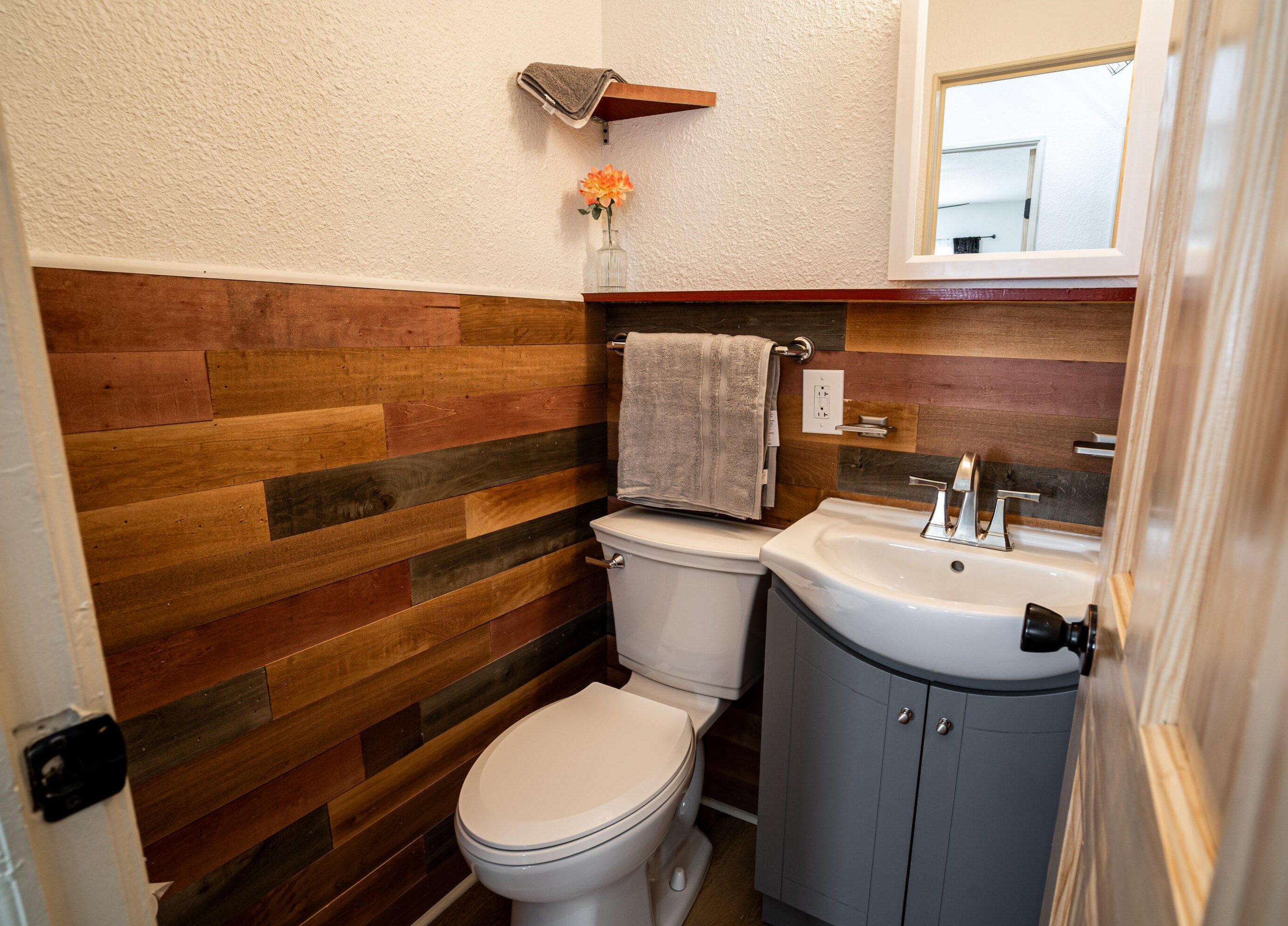 1934 Congress St, Milwaukee WI  53209-6410 exterior