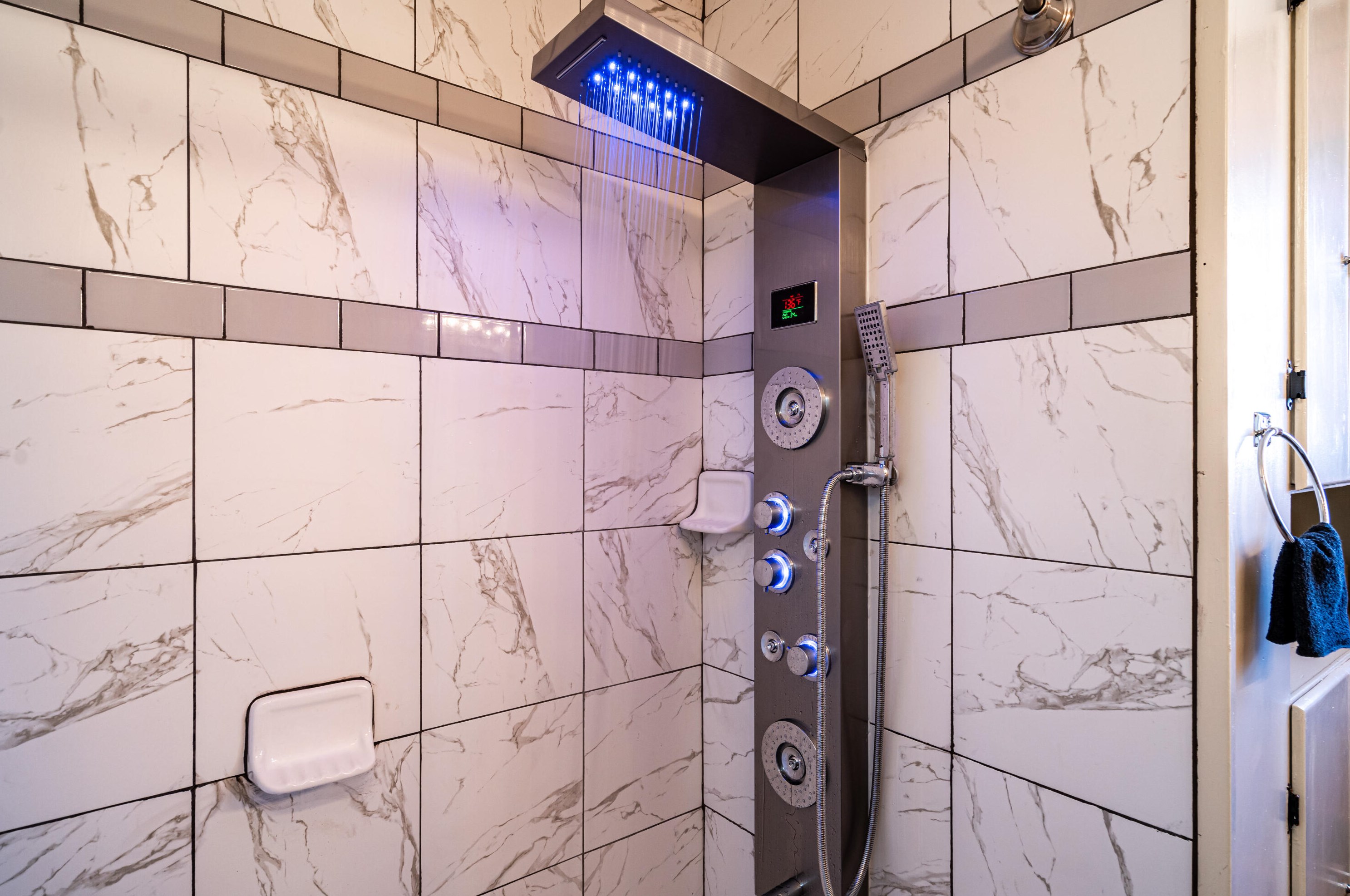 1934 Congress St, Milwaukee WI  53209-6410 exterior