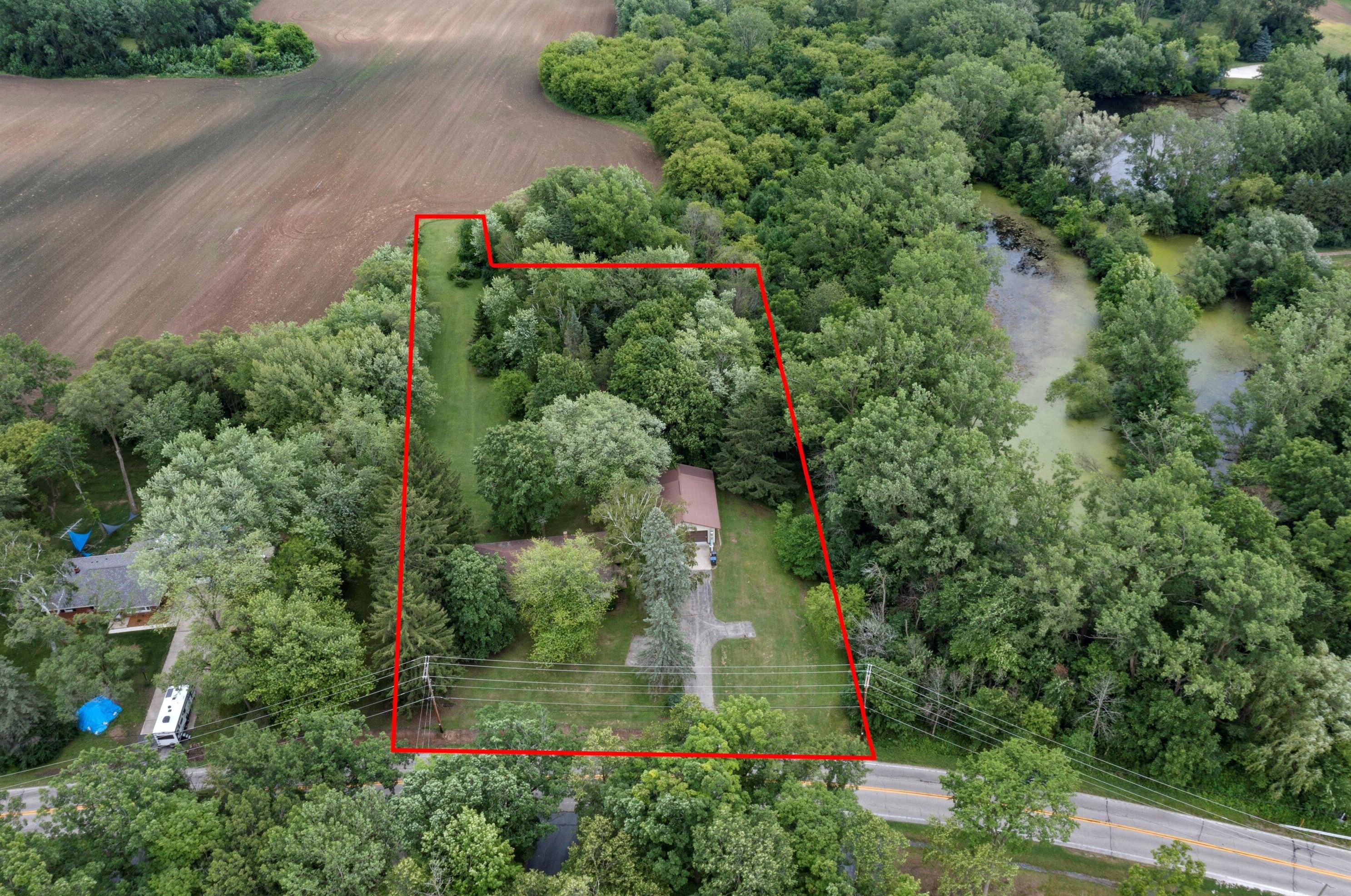 313 30th Ave, Kenosha, WI 53144-1095