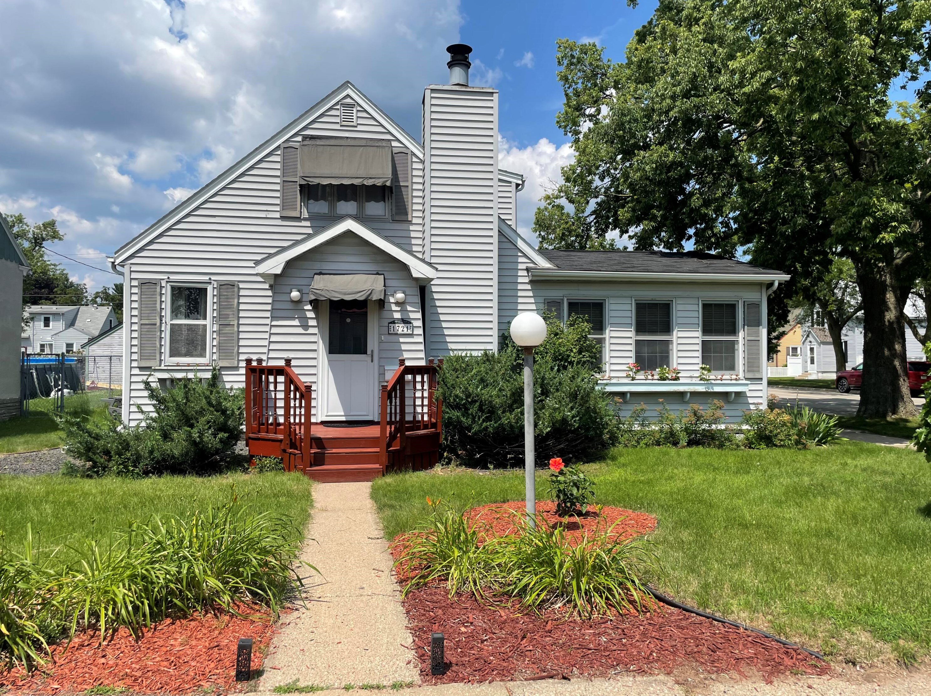 1721 Weston St, La Crosse, WI 54601