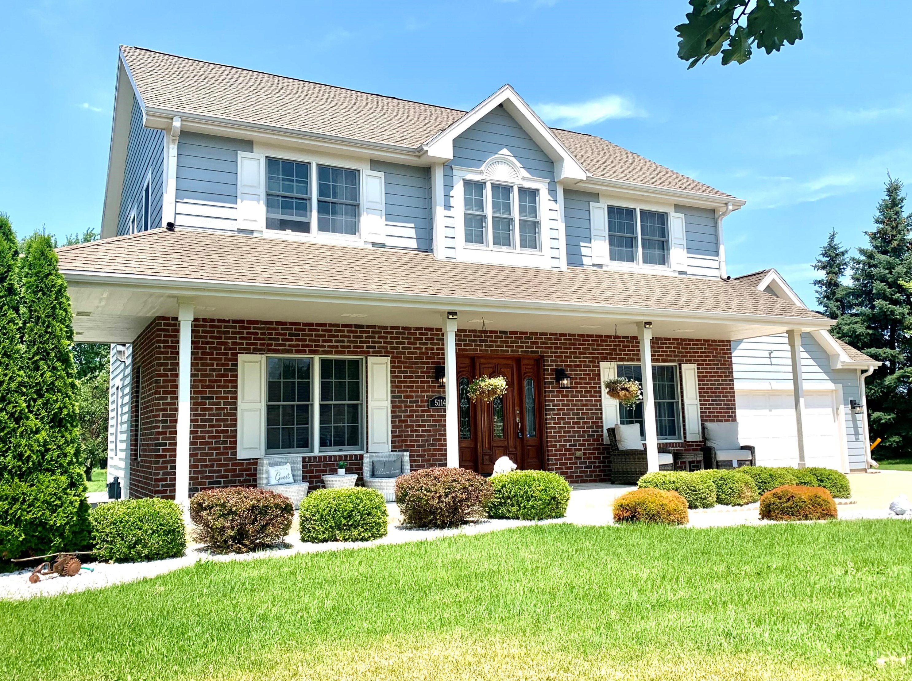 5114 W Highlands Dr, Hales Corners, WI 53132