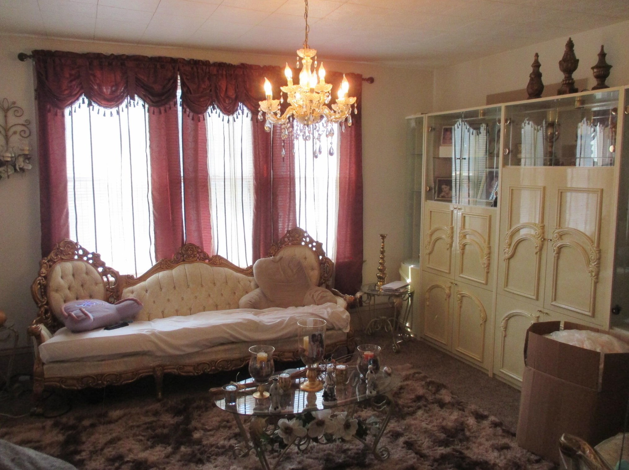 2808 Lincoln Ave, Milwaukee, WI 53215-2451