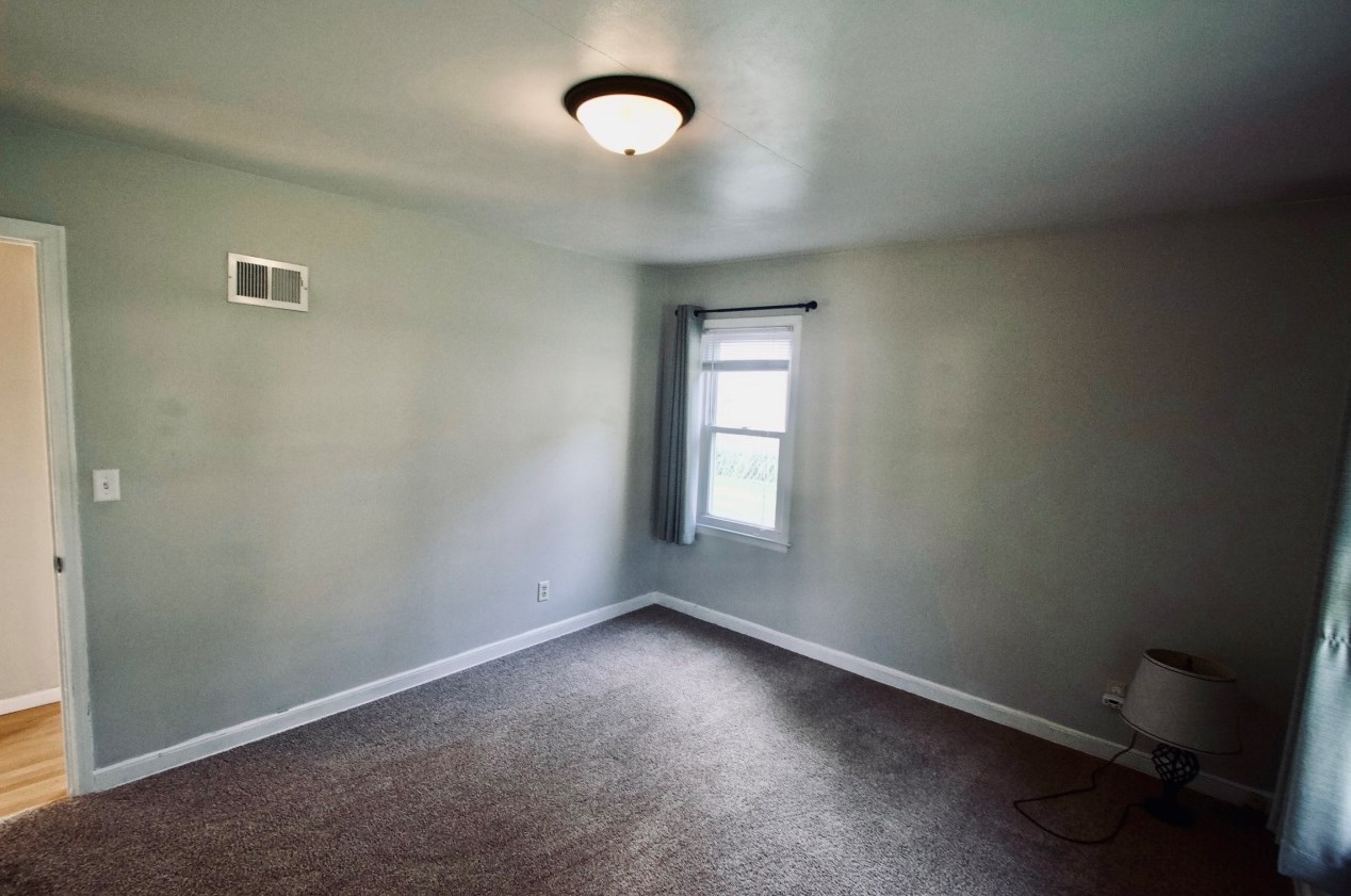 2855 89th St, Milwaukee WI  53222-4603 exterior