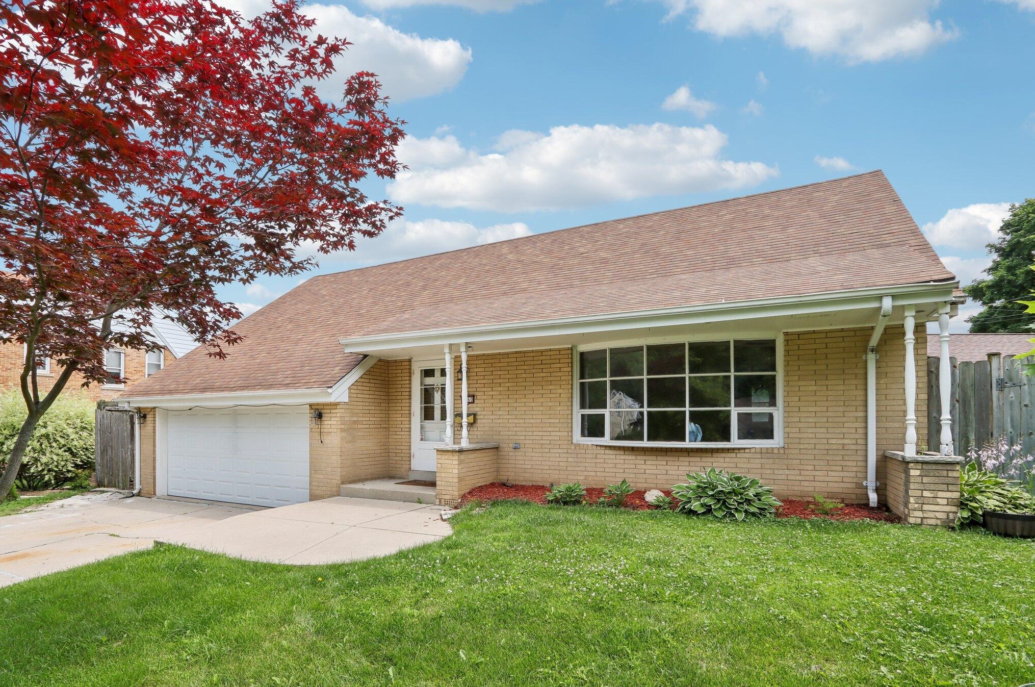 3760 S Vermont Ave, Milwaukee, WI 53235