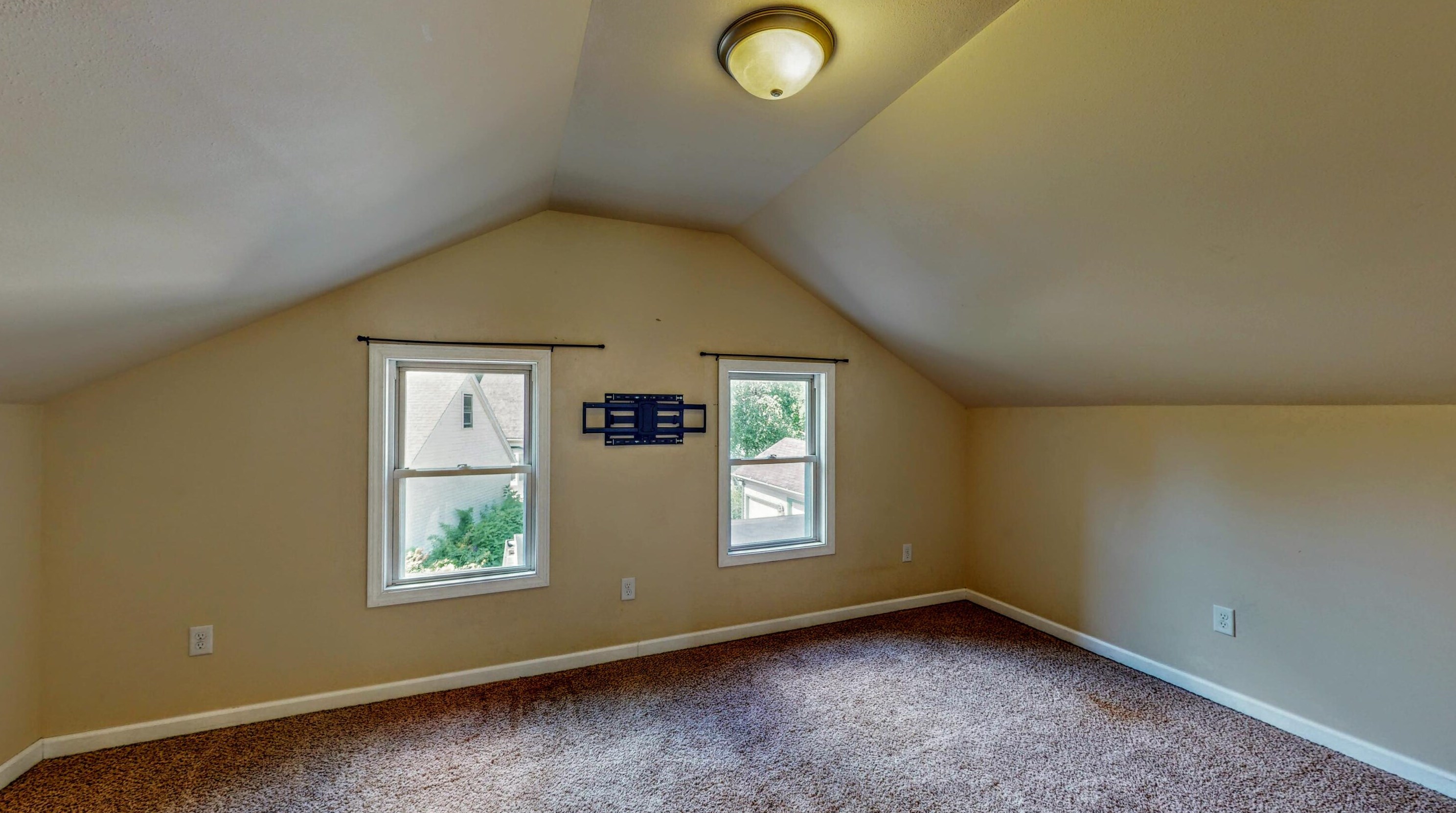 1418 Main St, Watertown WI  53094-4035 exterior