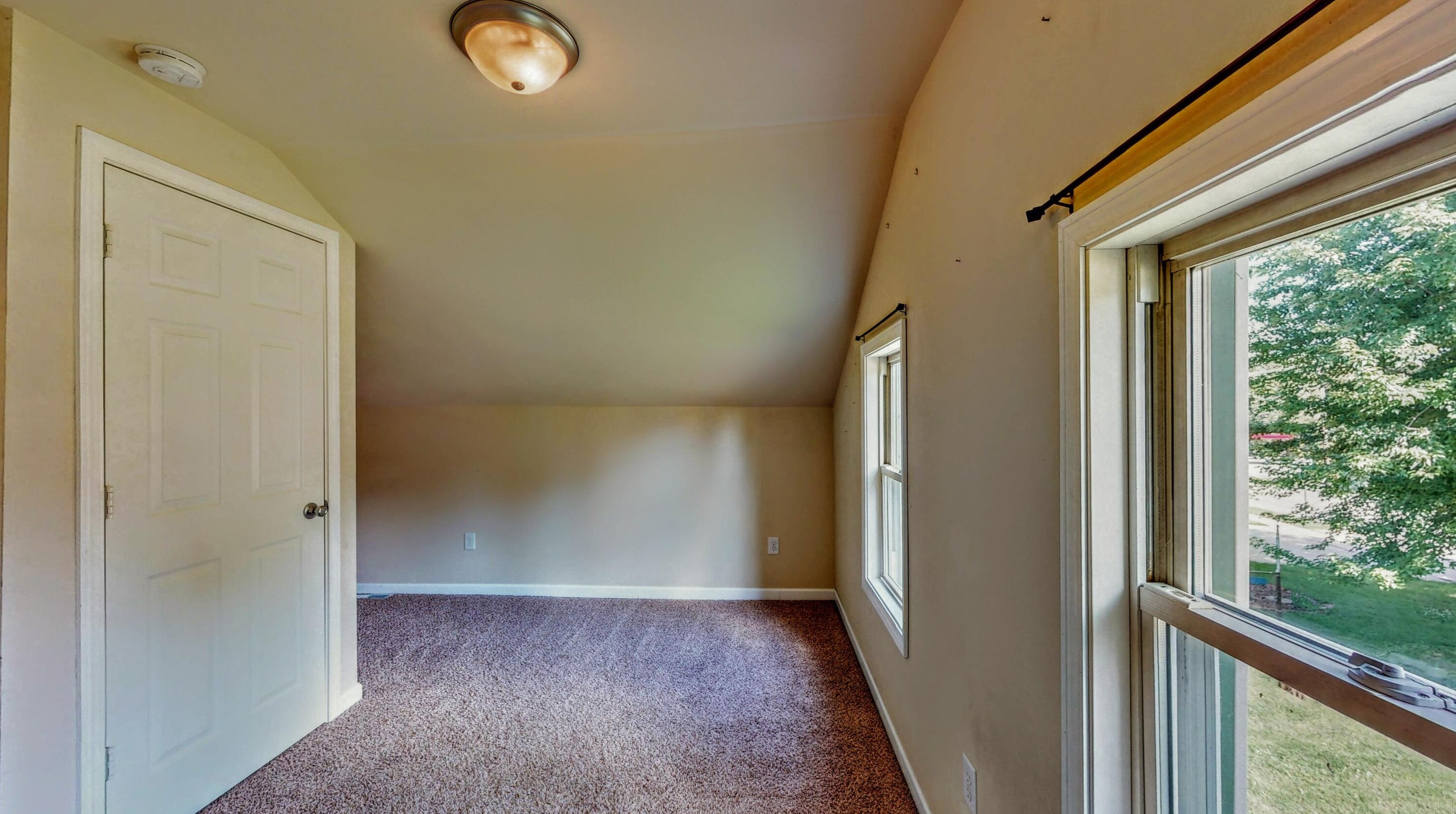 1418 Main St, Watertown WI  53094-4035 exterior