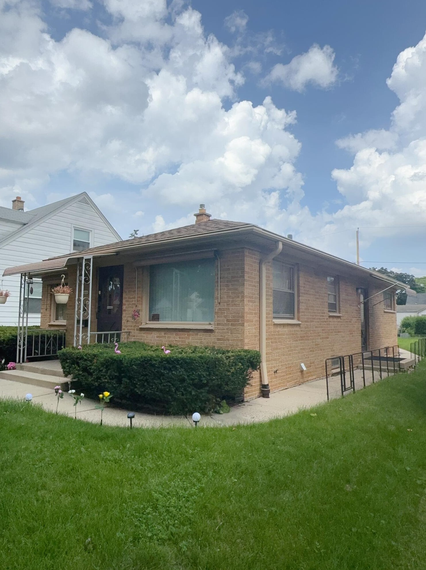 4846 N 73rd St, Milwaukee, WI 53218