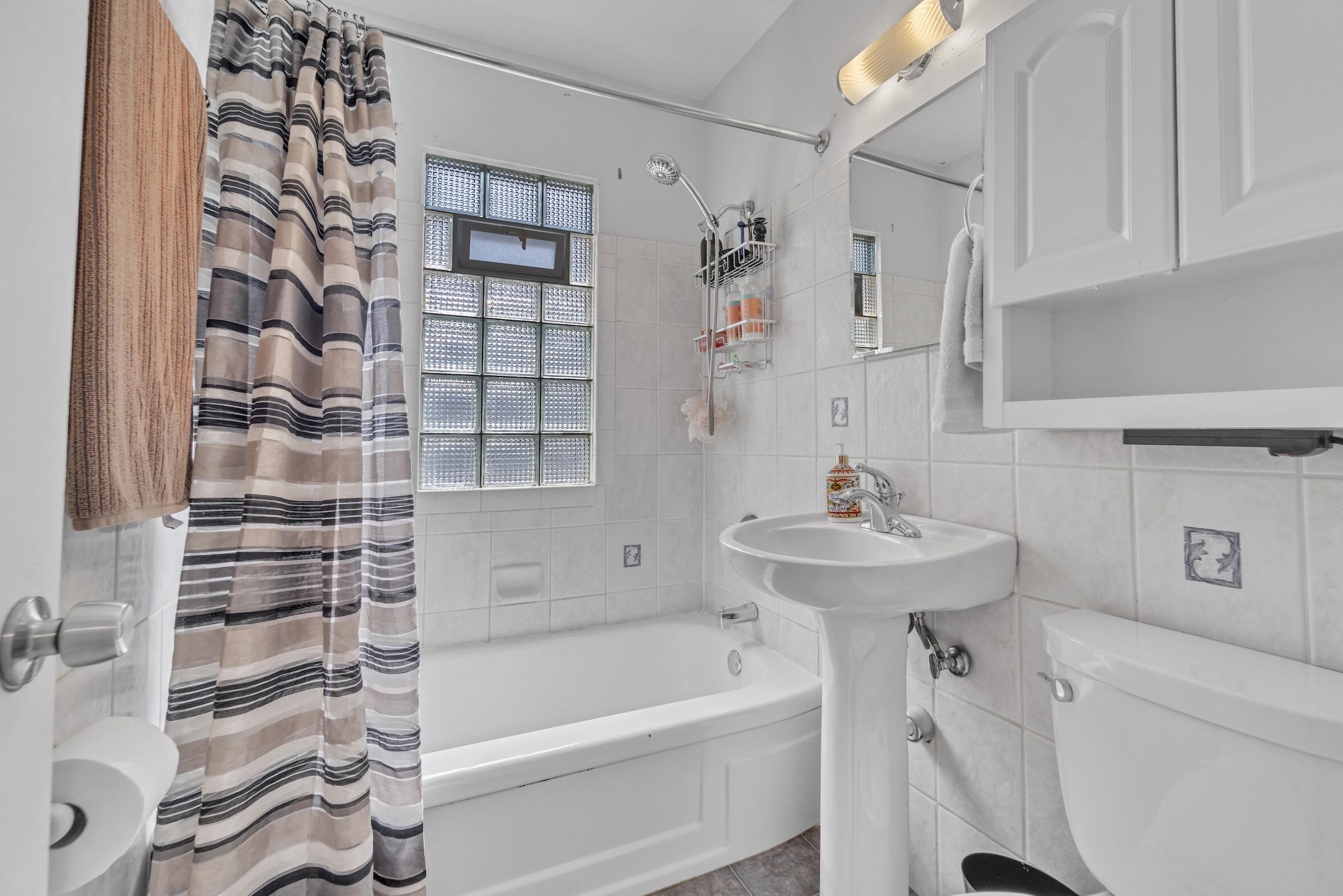 3322 81, Milwaukee WI 53213-1013 exterior