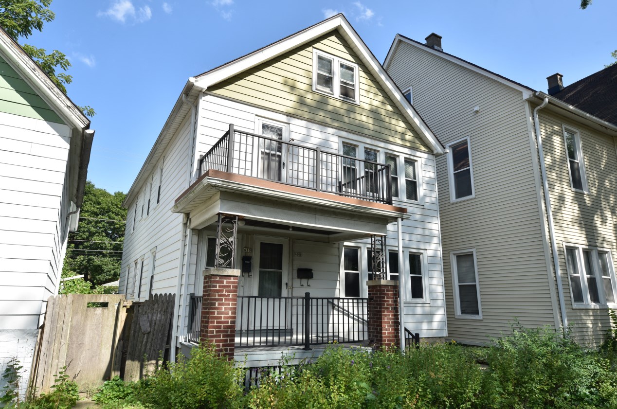 408 N 40th St #410, Milwaukee, WI 53208