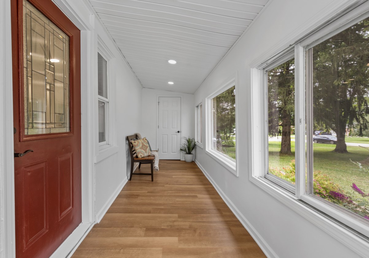 15435 Carpenter Rd, Brookfield, WI 53005