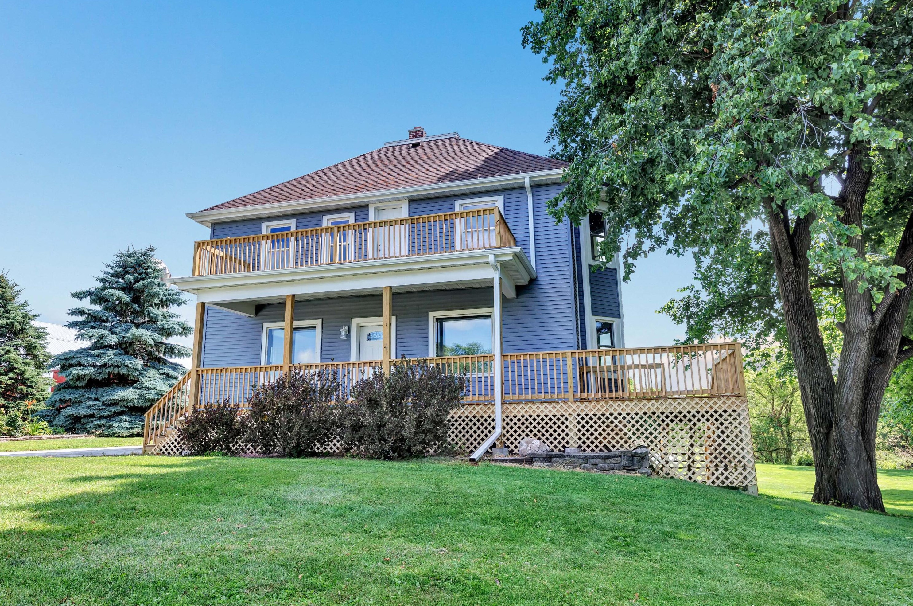 16433 Mineral Springs Rd, Cleveland, WI 53015
