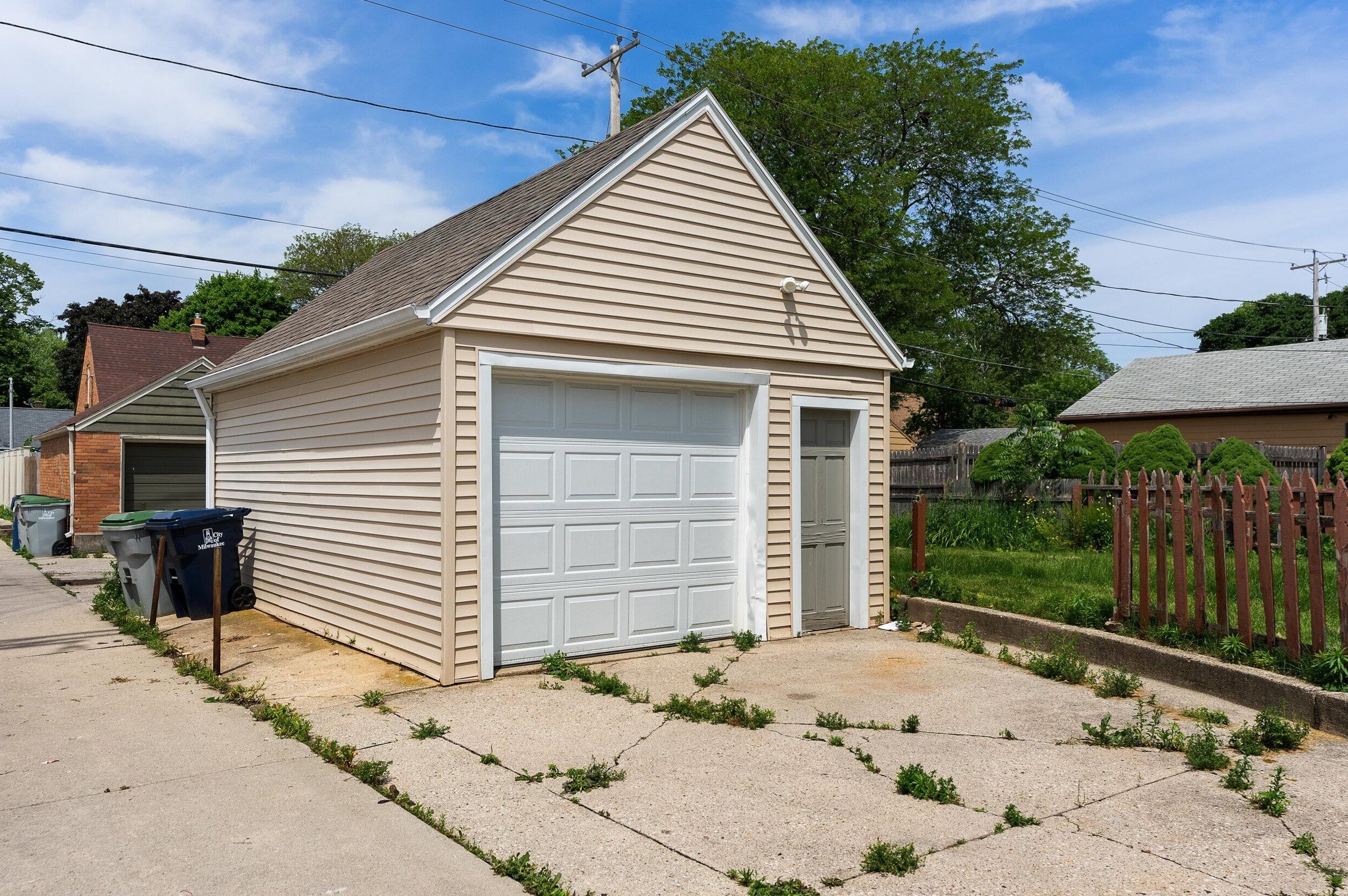 3121 77th St, Milwaukee WI  53219-3708 exterior