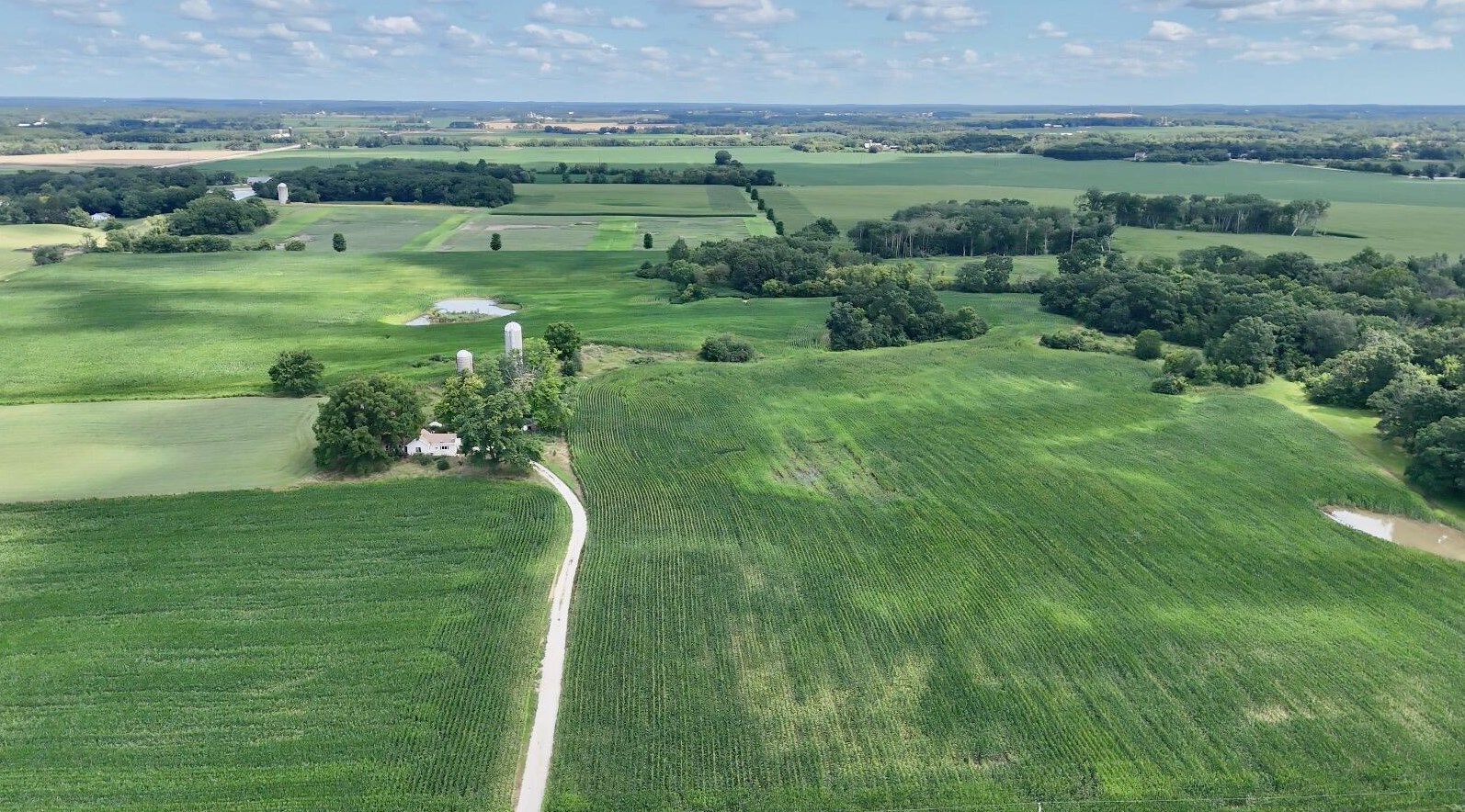 30516 7th St, Lyons, WI 53105