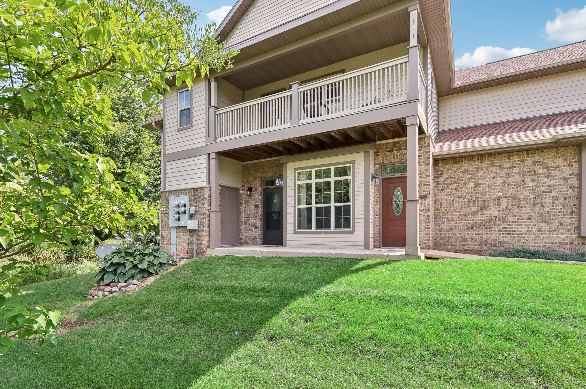 18107 W Wisconsin Ave #101, Brookfield, WI 53045