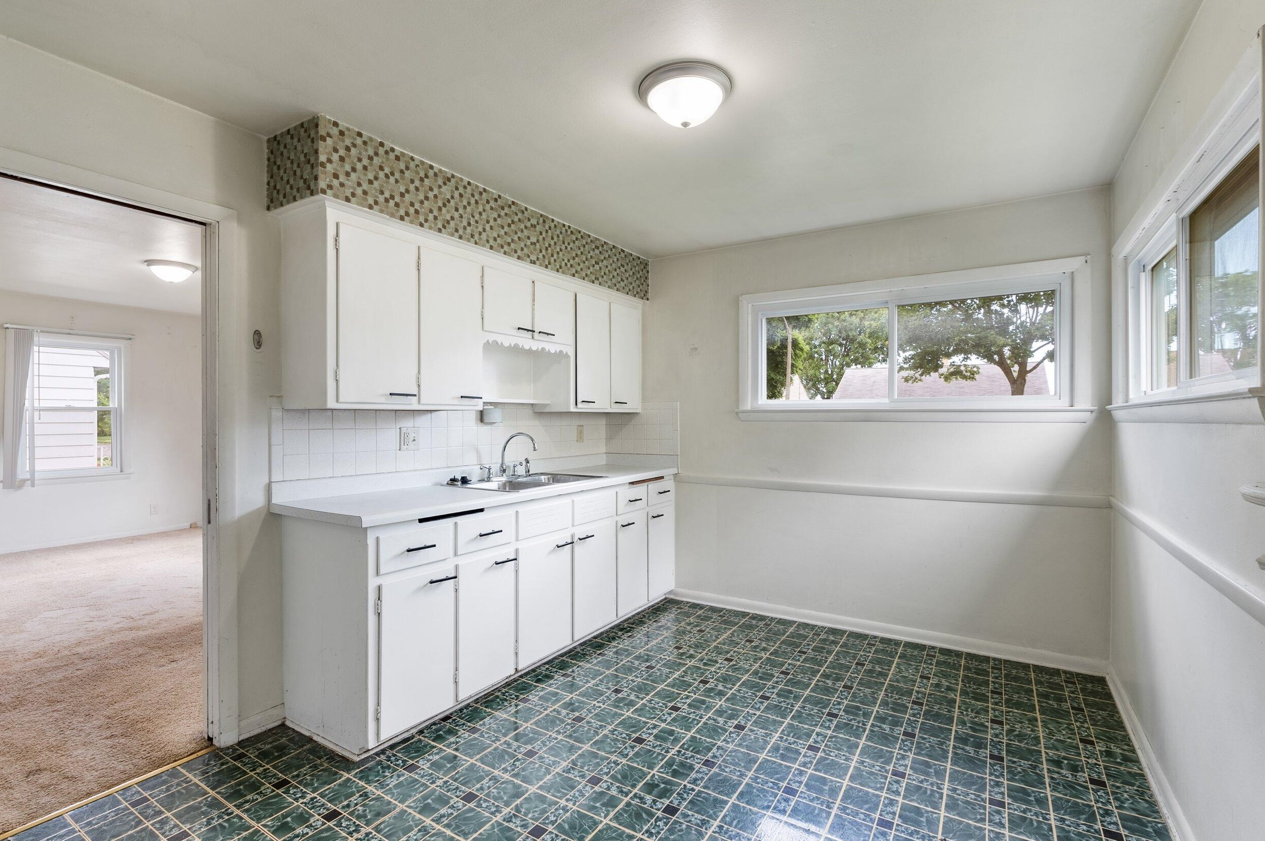 4155 N 67th St, Milwaukee, WI 53216