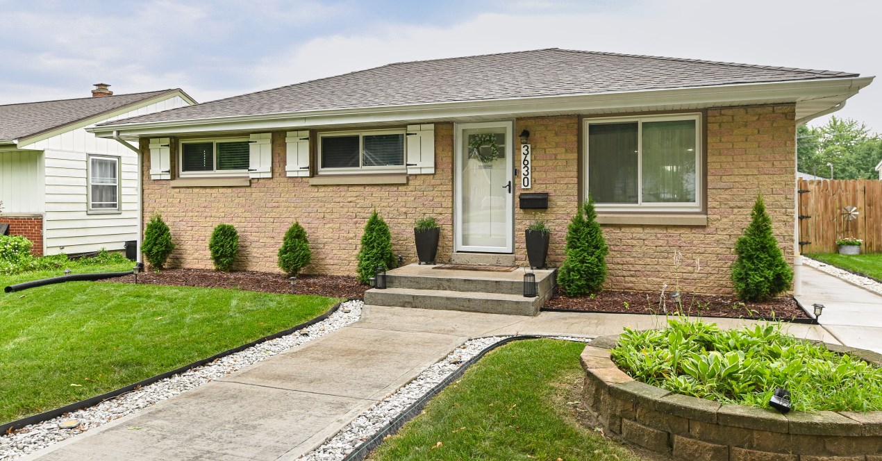 3630 84th St, Milwaukee, WI 53228-1504