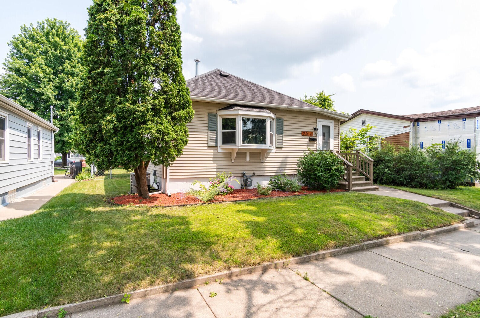 2016 Prospect St, La Crosse, WI 54603