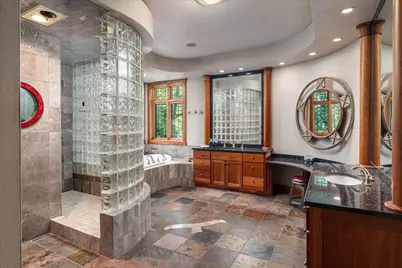 3031  Wild Rose Ln, Onalaska, WI 54650 - Photo 18