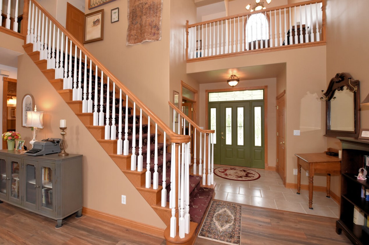 17935 Old Yorkville Rd, Union Grove, WI 53182-9639