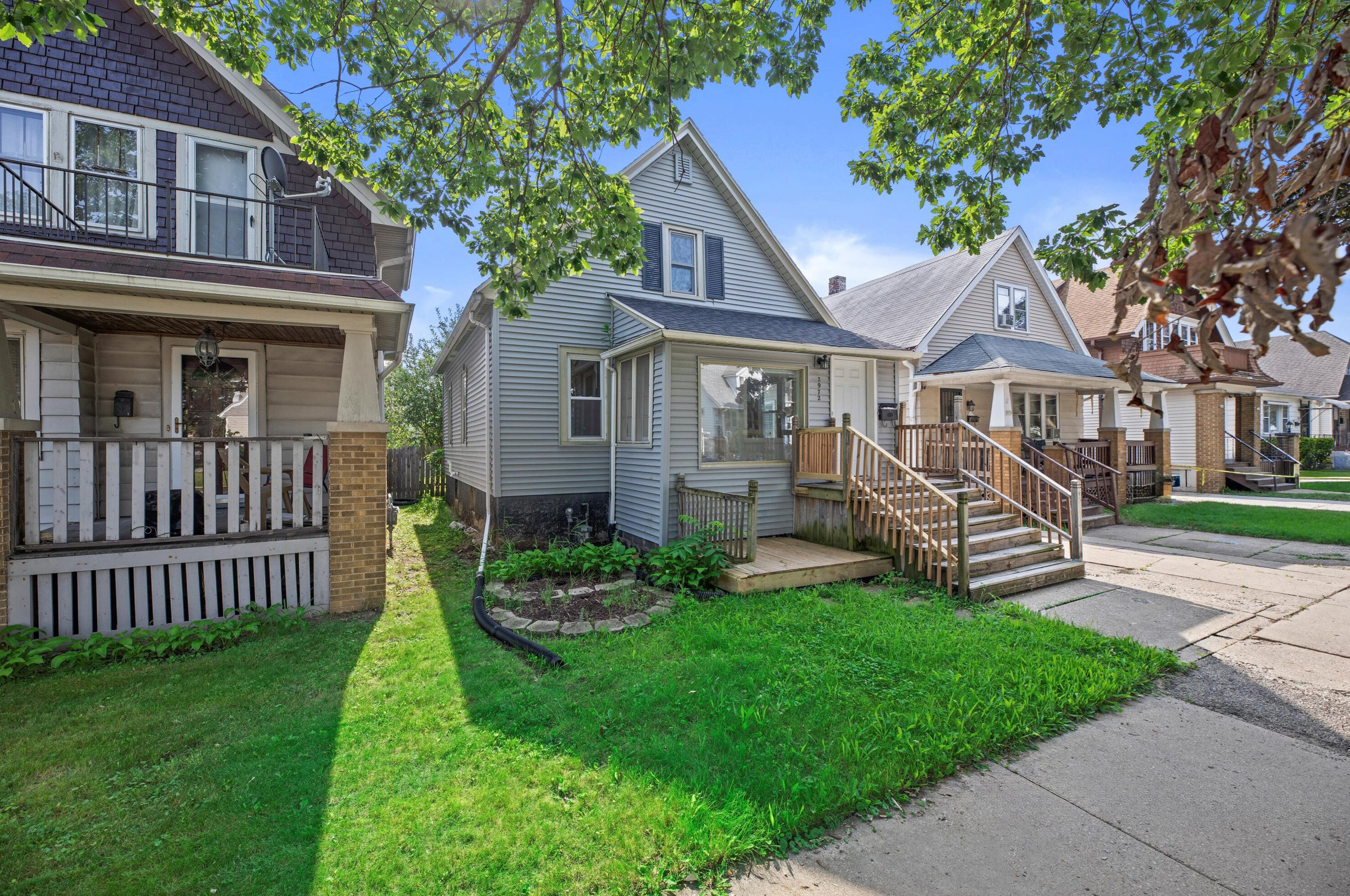 2972 N 59th St, Milwaukee, WI 53210