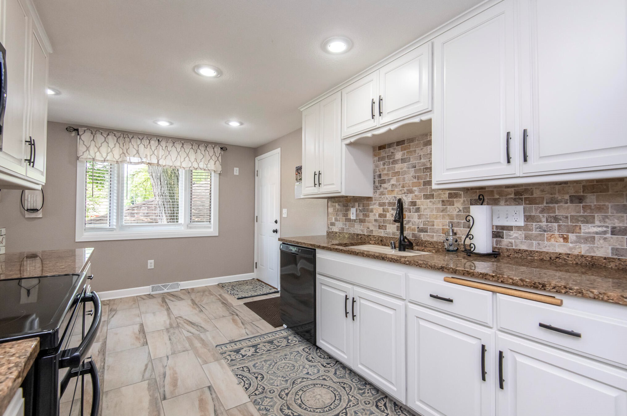 5025 W Jerelyn Pl, Milwaukee, WI 53219