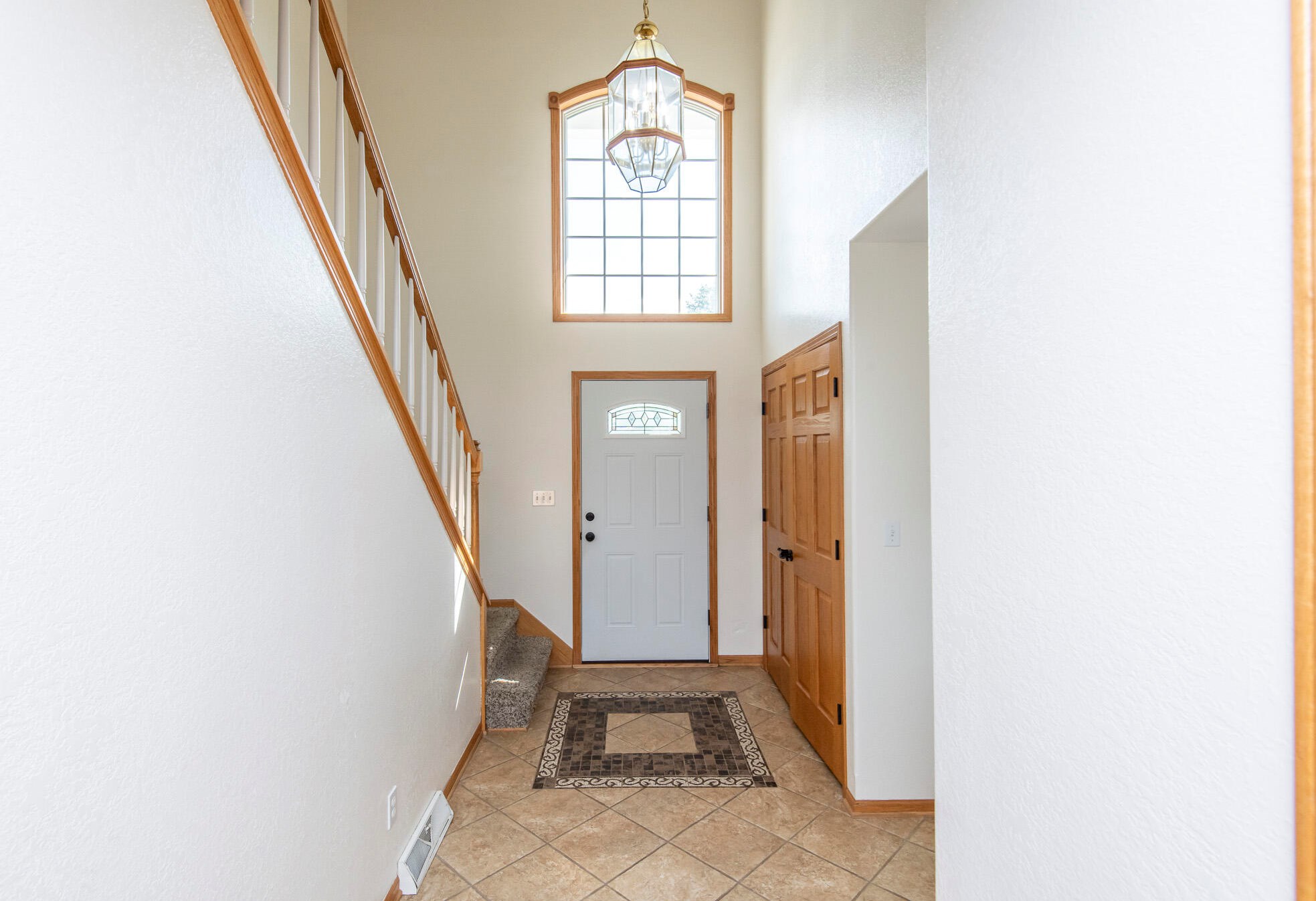 1388 Kennedy Dr, Hartford, WI 53027