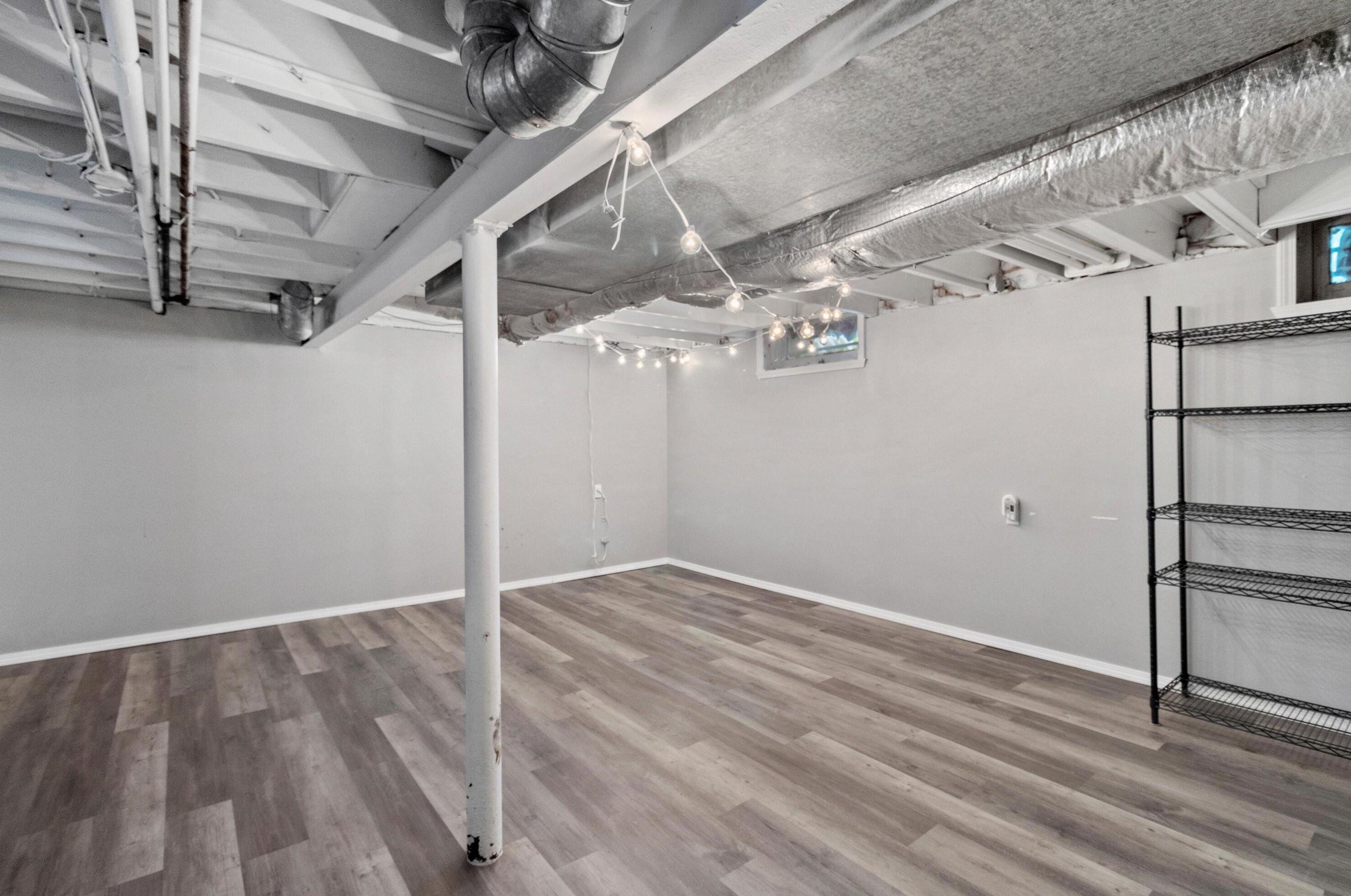 4216 Burleigh St, Milwaukee WI 53210-1761 exterior