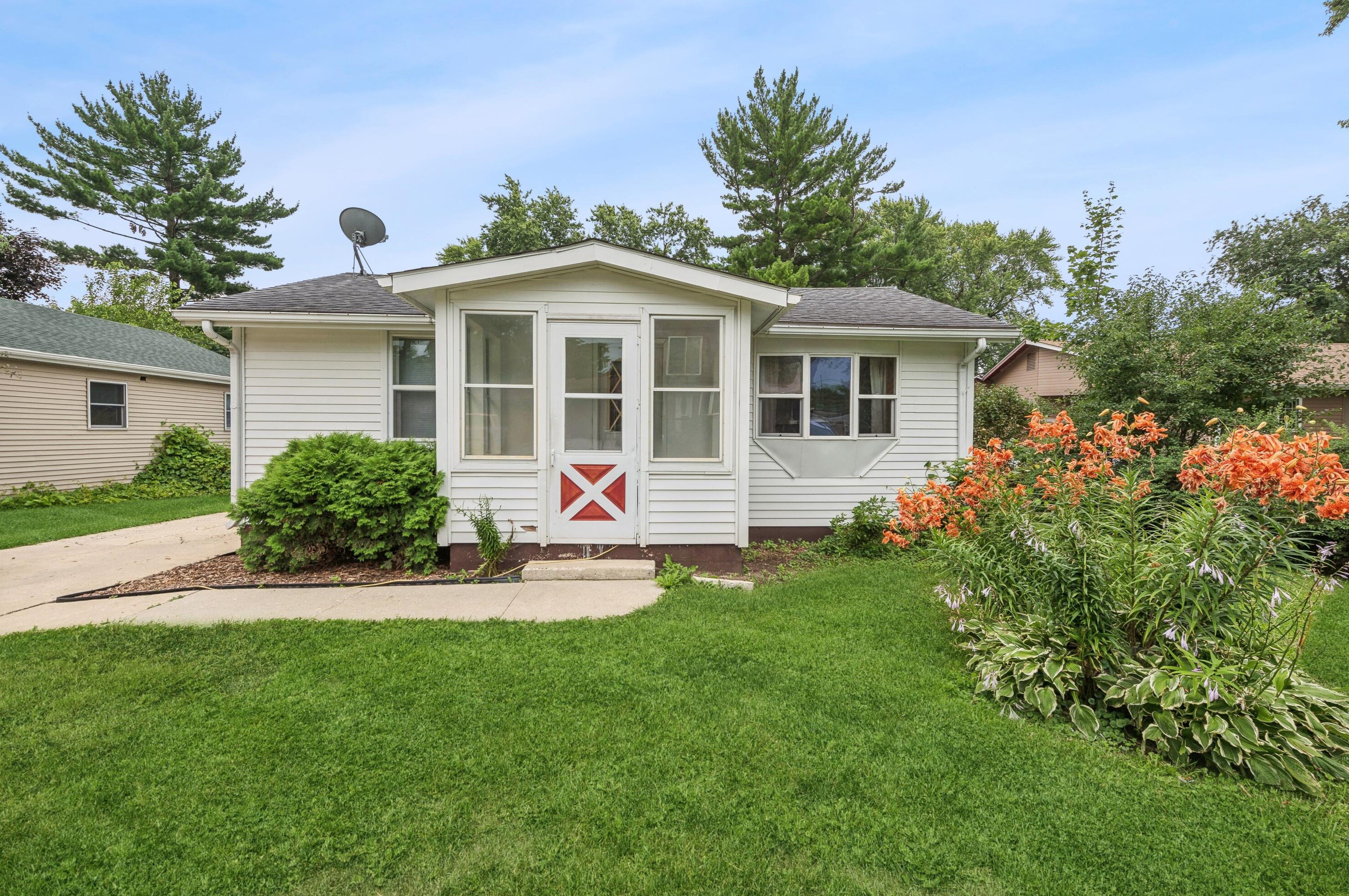 419 Breezy St, Delavan, WI 53115