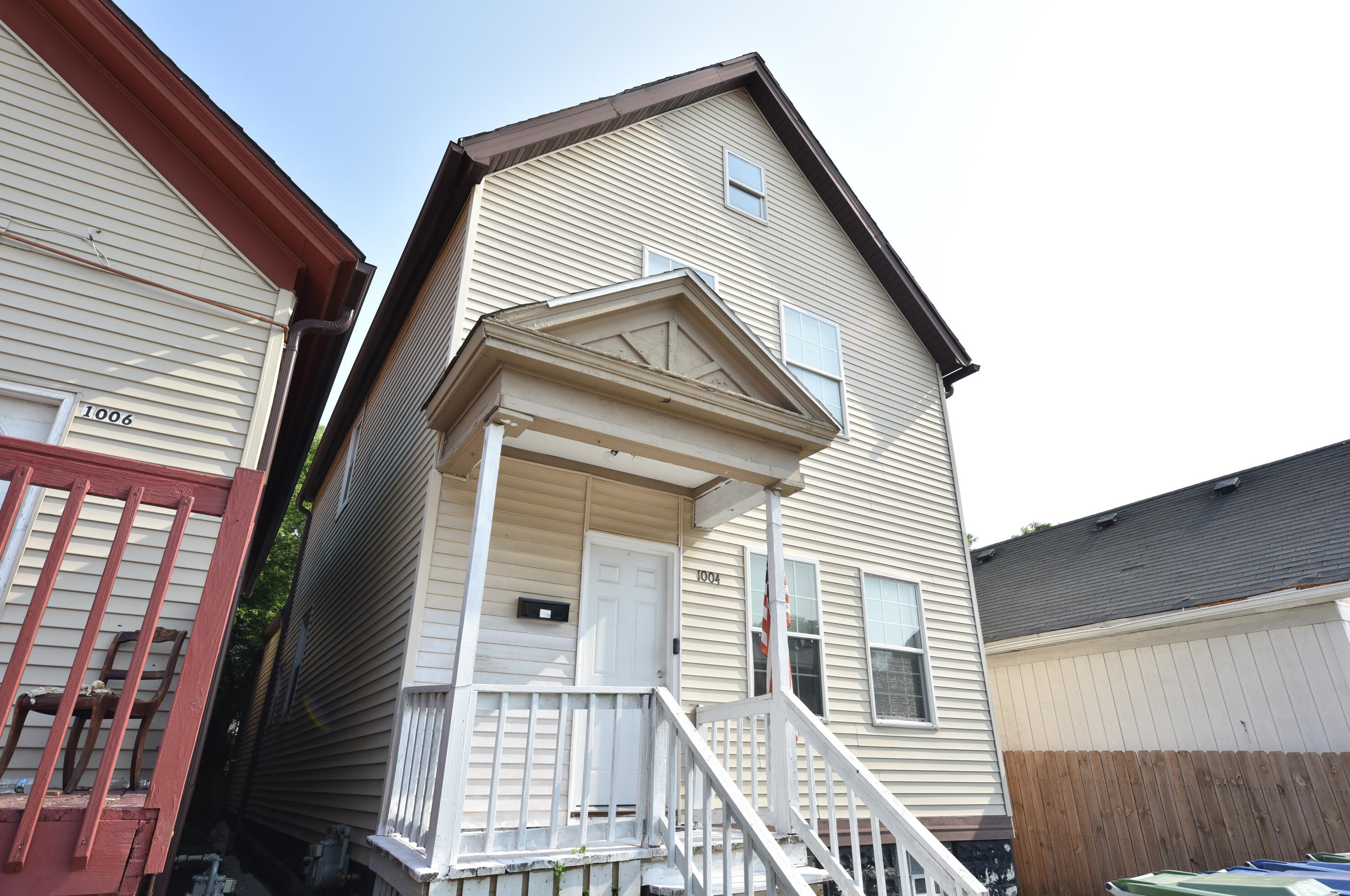 1004 W Mineral St, Milwaukee, WI 53204