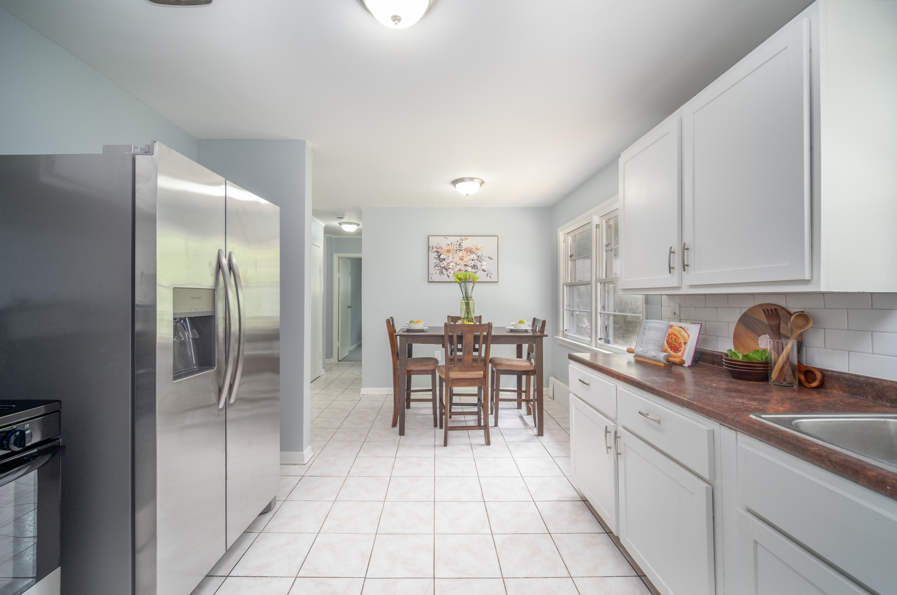 6544 56, Milwaukee WI 53223-5916 exterior