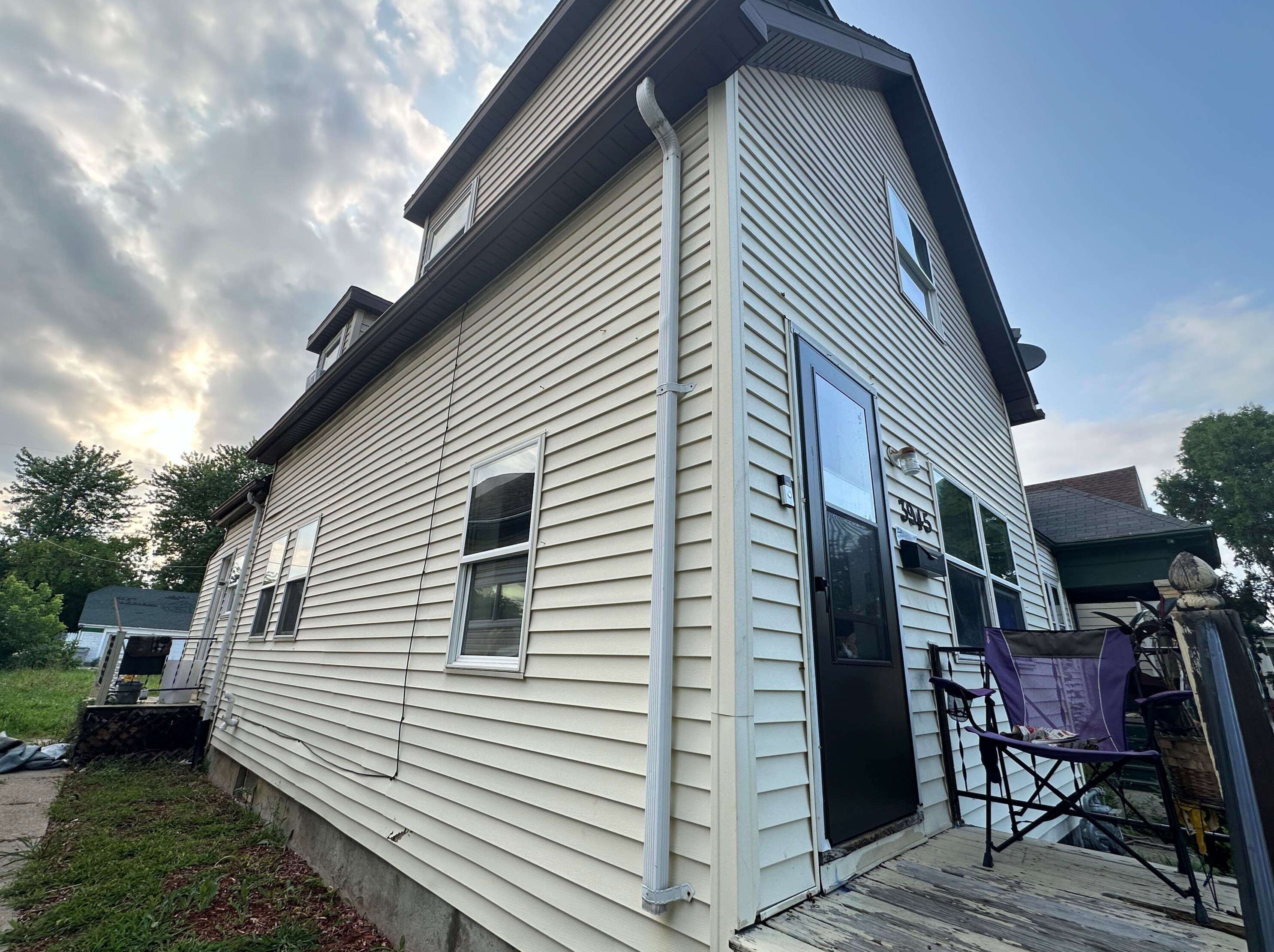 3945 N 22nd St, Milwaukee, WI 53206