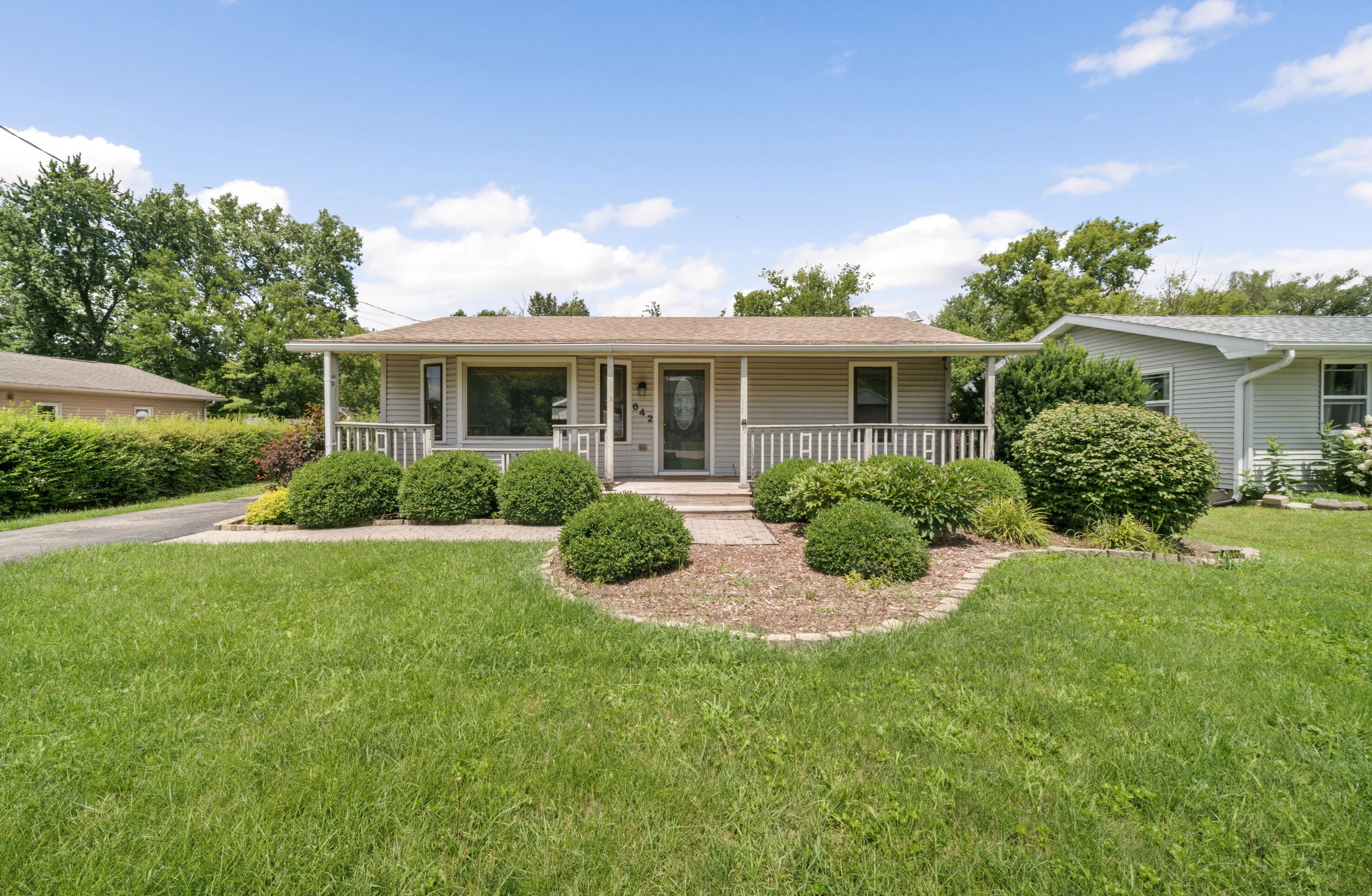642 Barry Rd, Twin Lakes, WI 53181