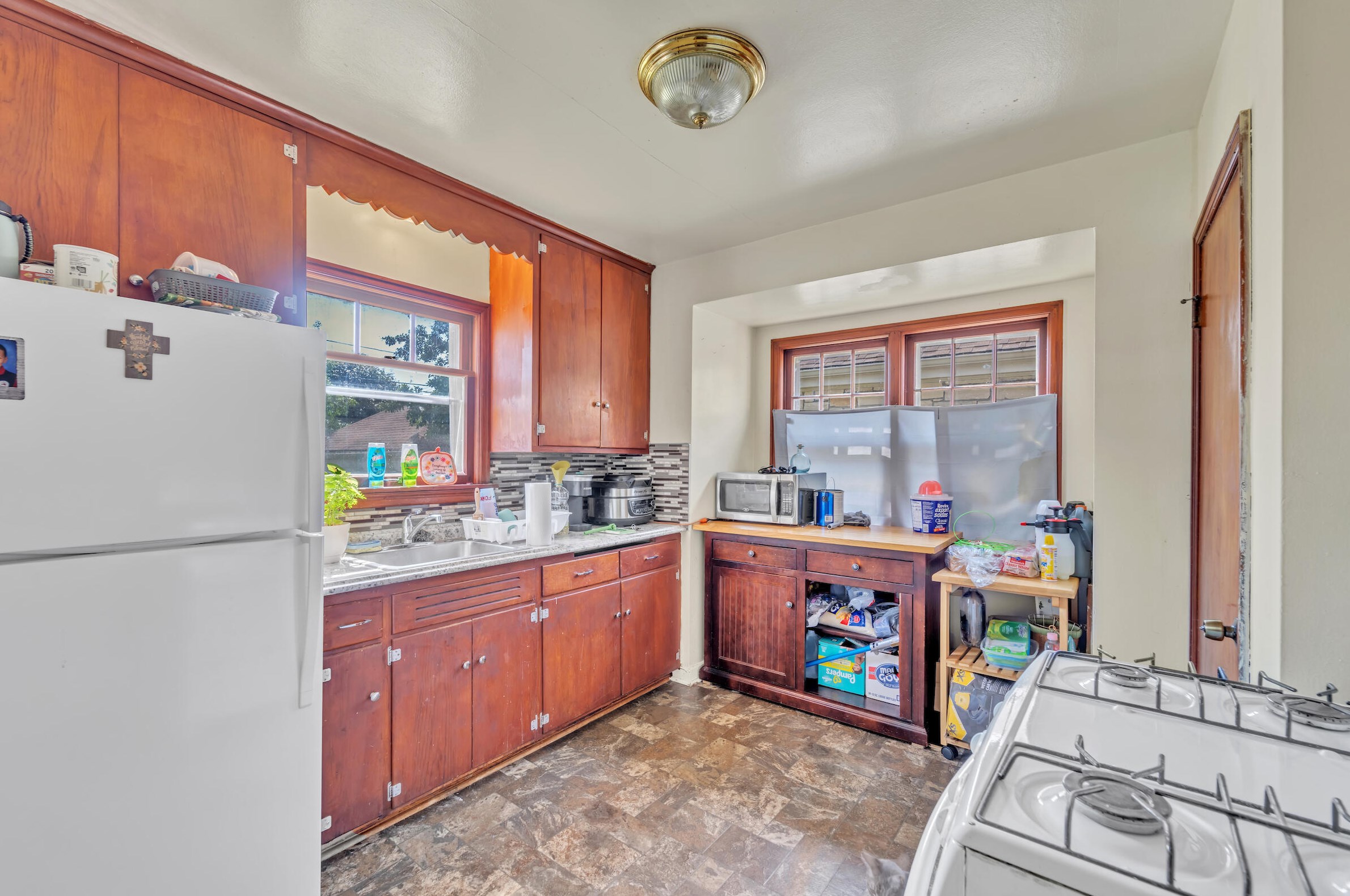 2318 55th St, Milwaukee WI  53219-2210 exterior