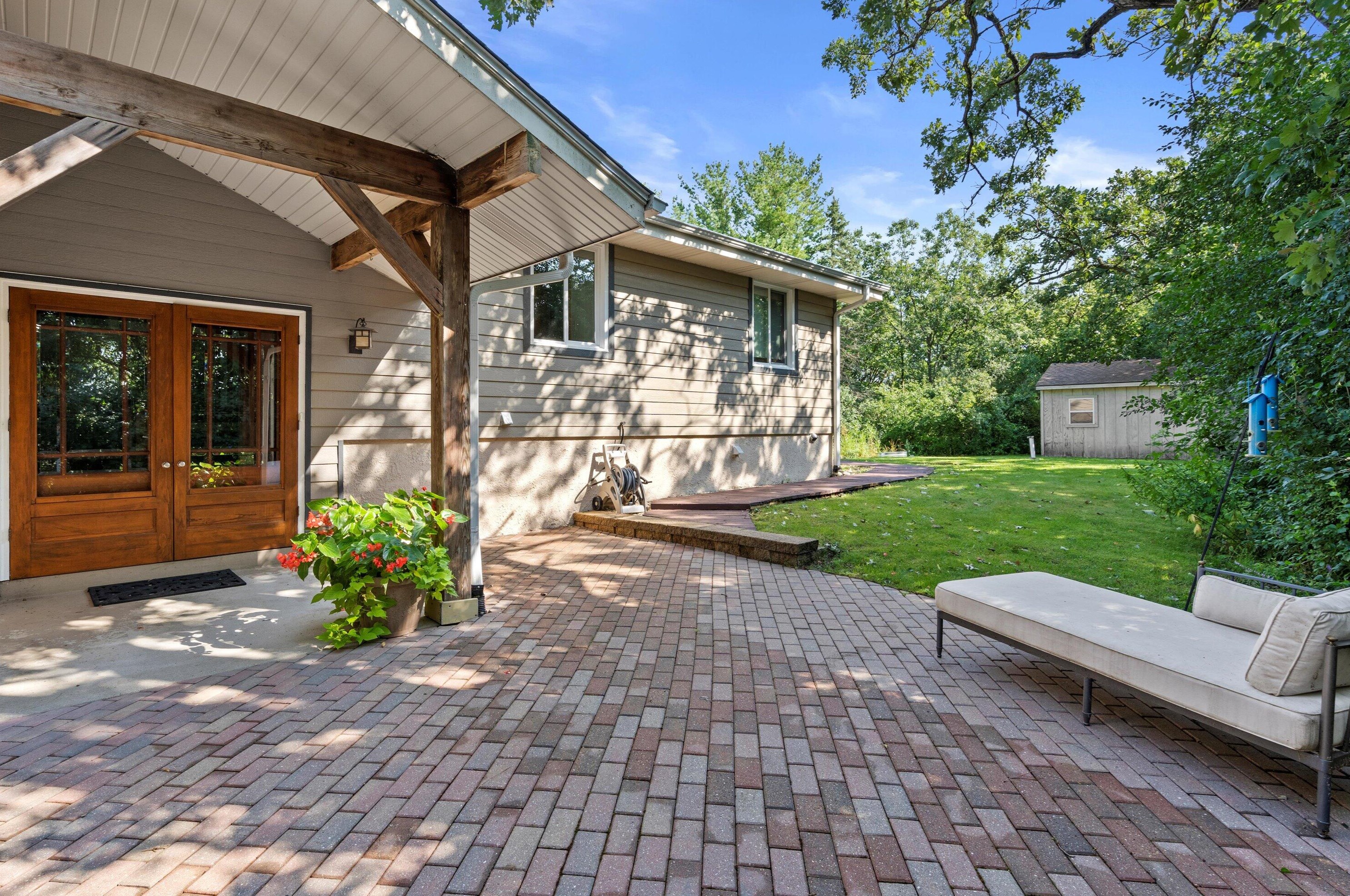 1018 Criglas Rd, Wales, WI 53183-9782