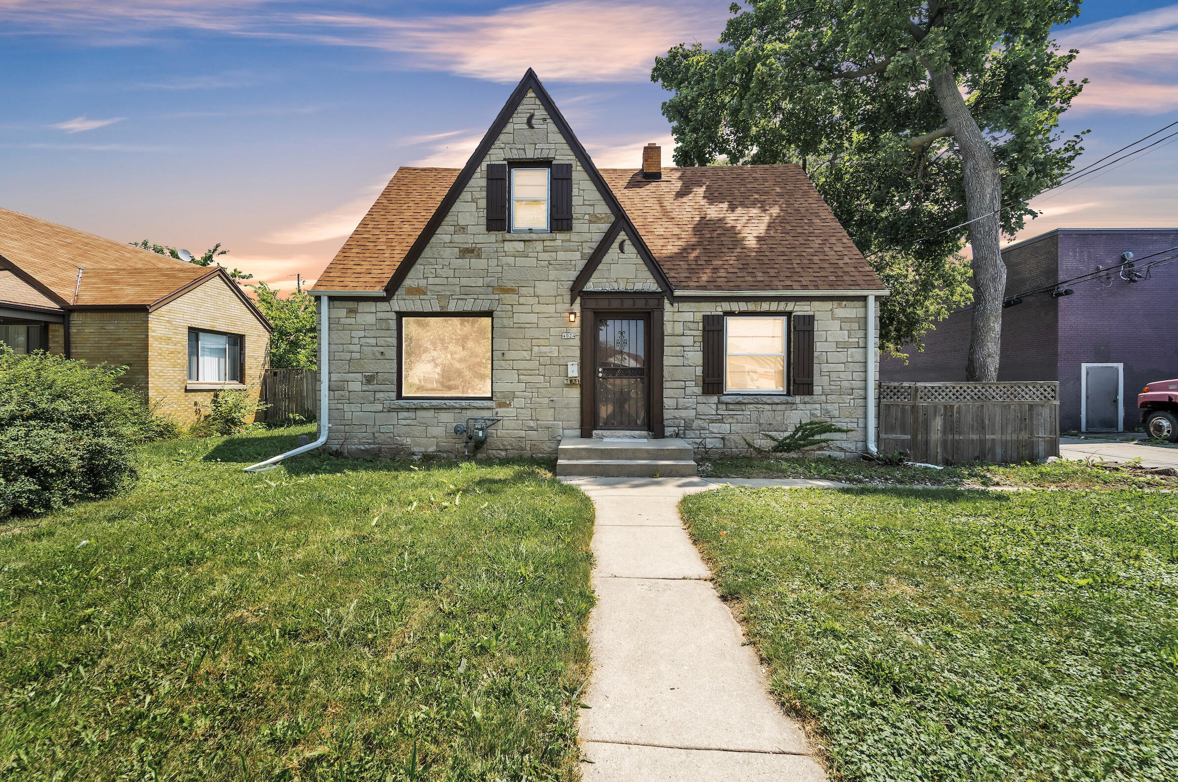 4024 N 44th St, Milwaukee, WI 53216