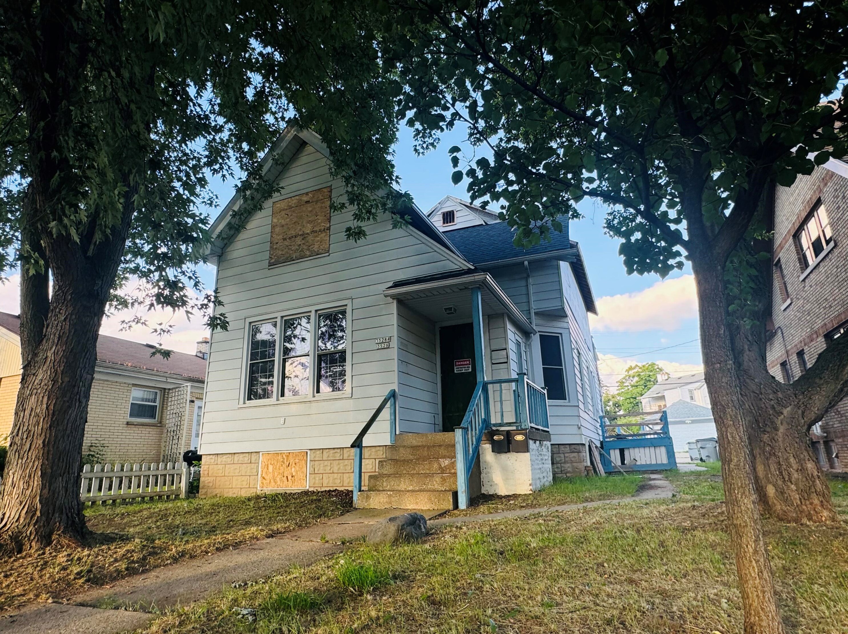 3528 N 87th St, Milwaukee, WI 53222