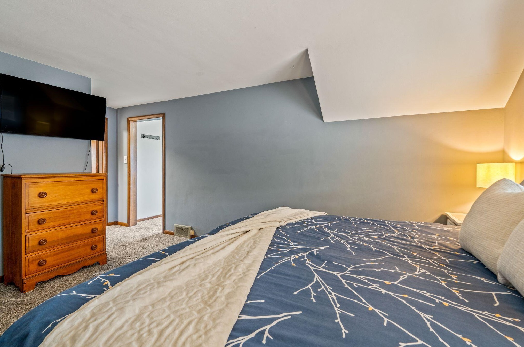 3652 88th St, Milwaukee WI  53228-1532 exterior