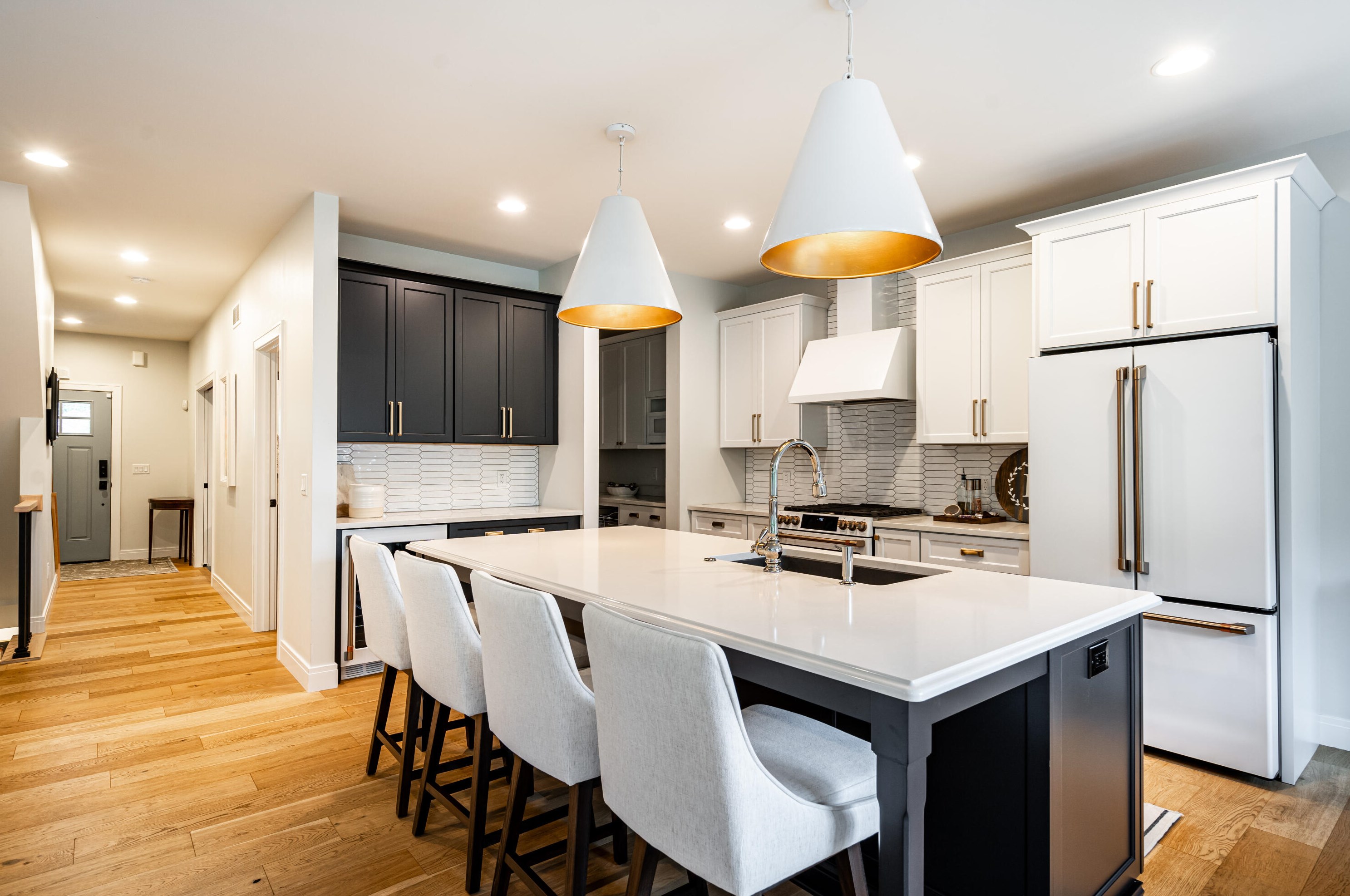 4112 S Austin St, Milwaukee, WI 53207