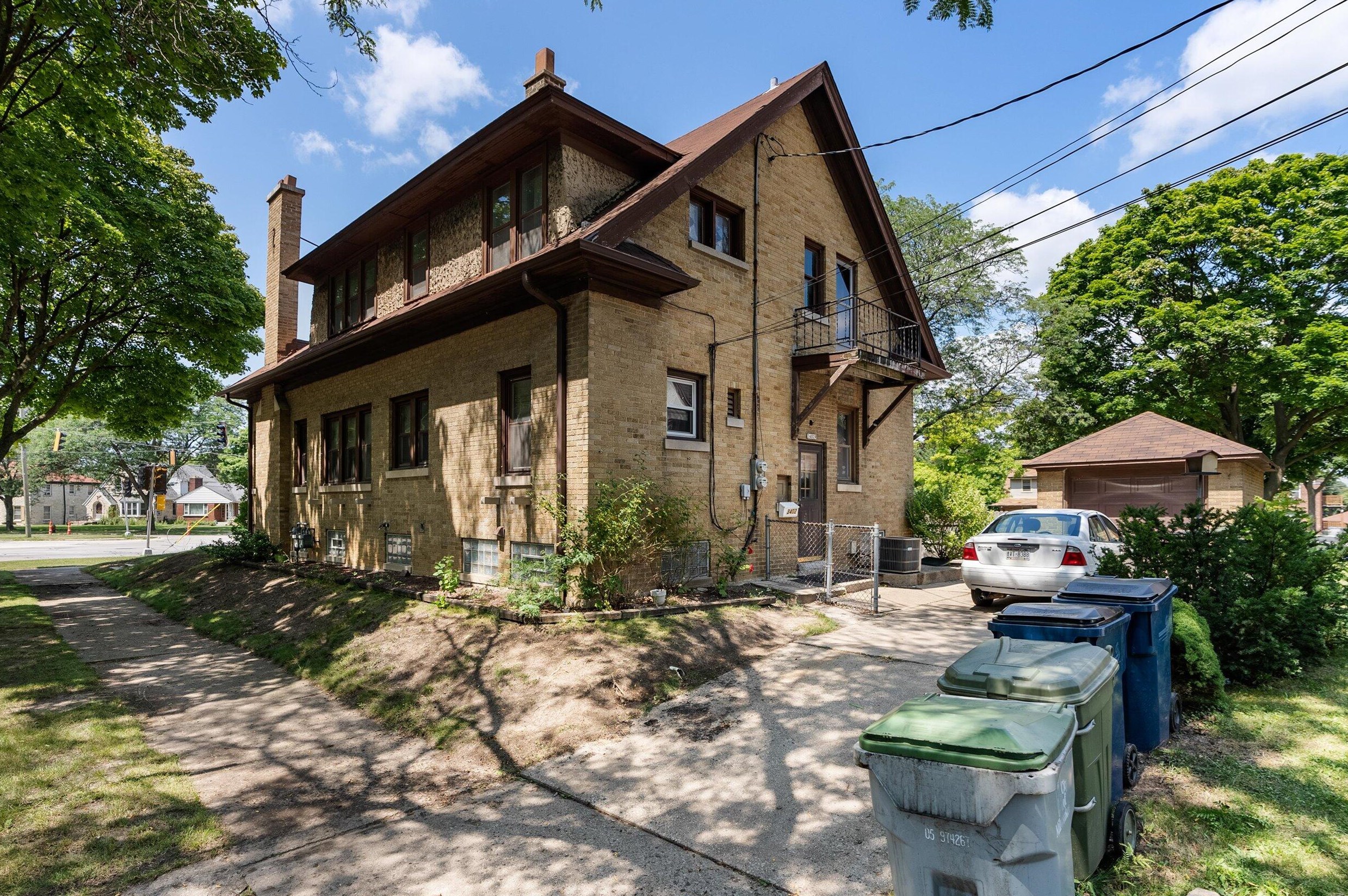 3402 N 51st Blvd, Milwaukee, WI 53216