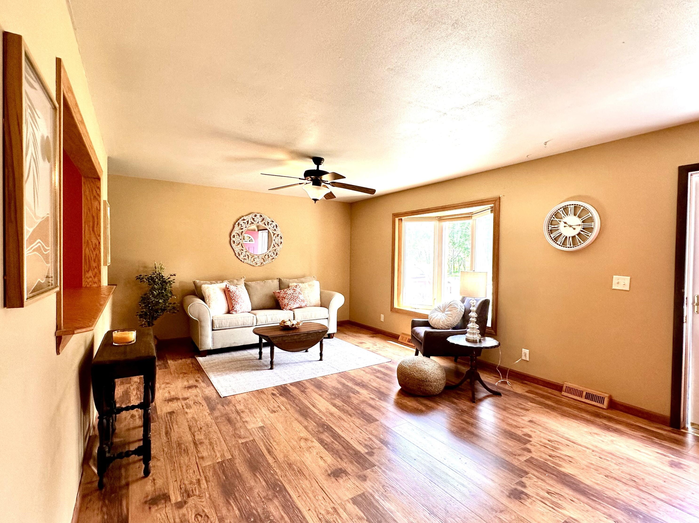 8510 12th Pl, Kenosha, WI 53144-7142