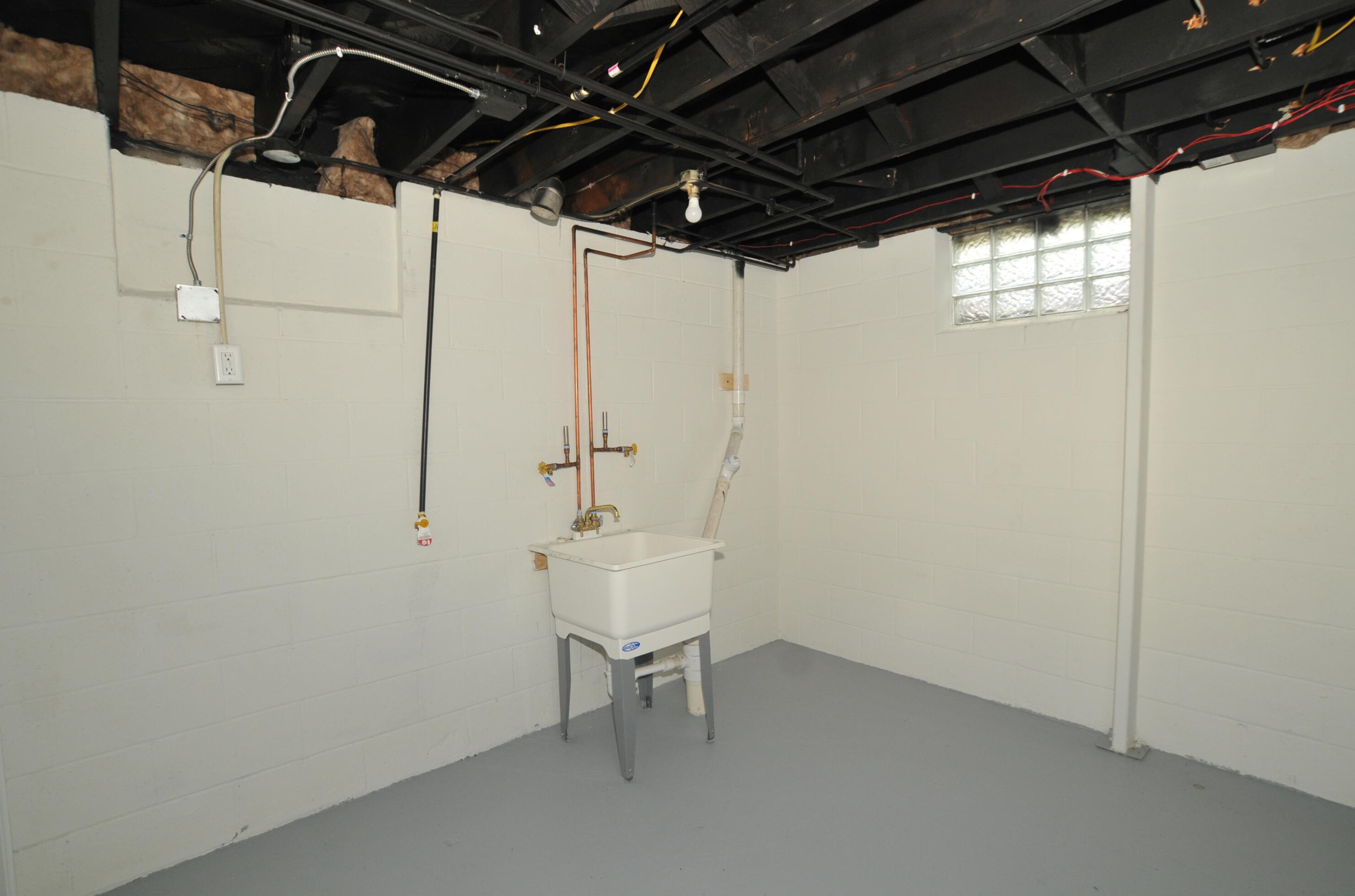 2448 111, Milwaukee WI 53226-4111 exterior