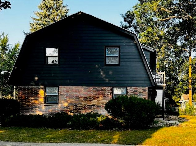 8233 W Euclid Ave, Milwaukee, WI 53219