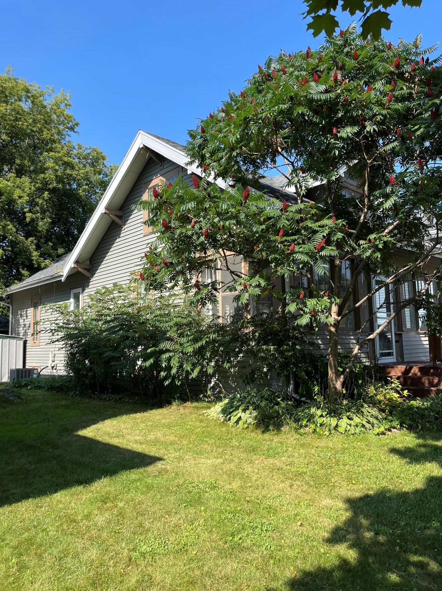 1510 New York Ave, Manitowoc WI  54220-3115 exterior