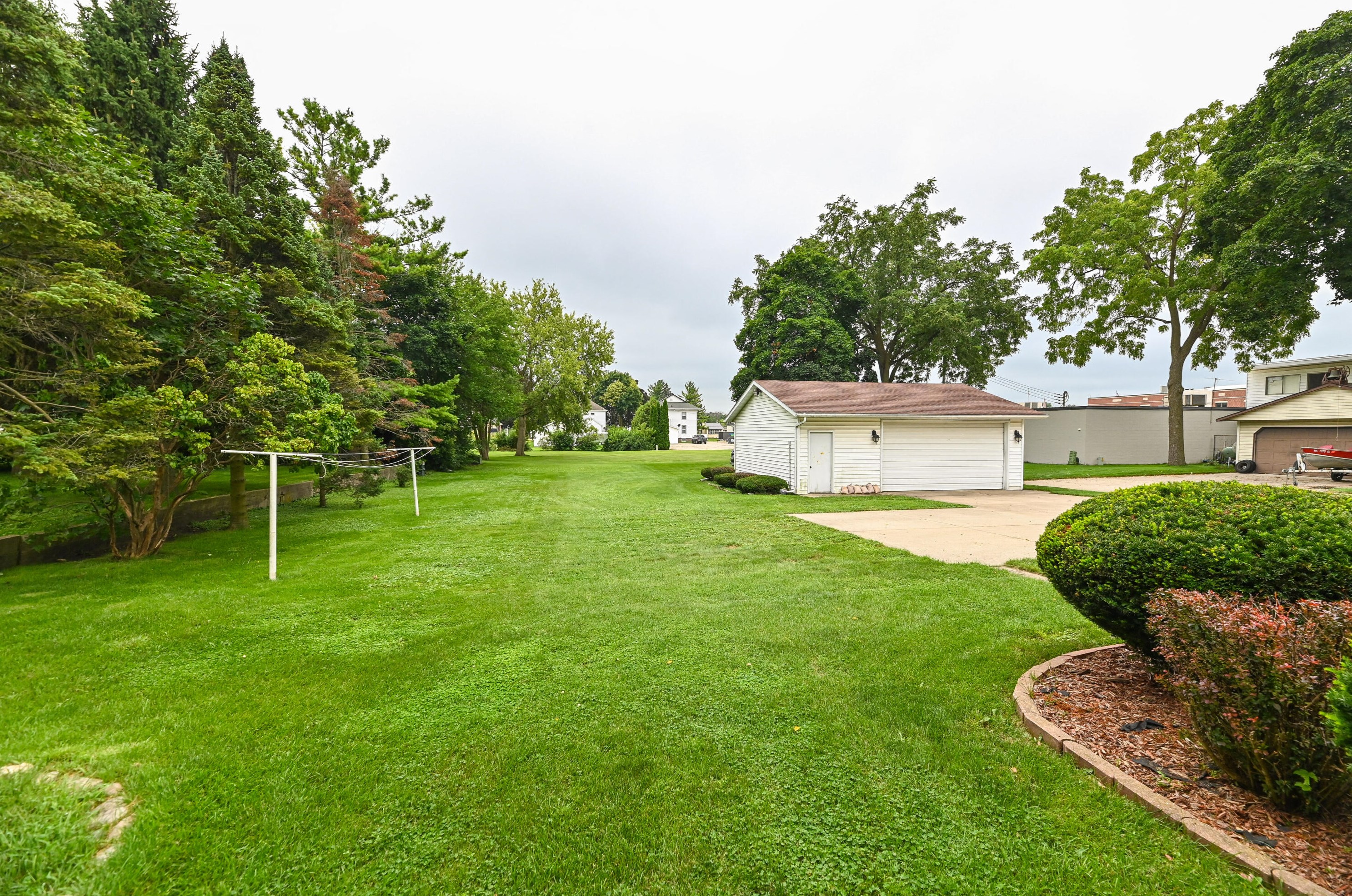 209 E Court St, Elkhorn, WI 53121