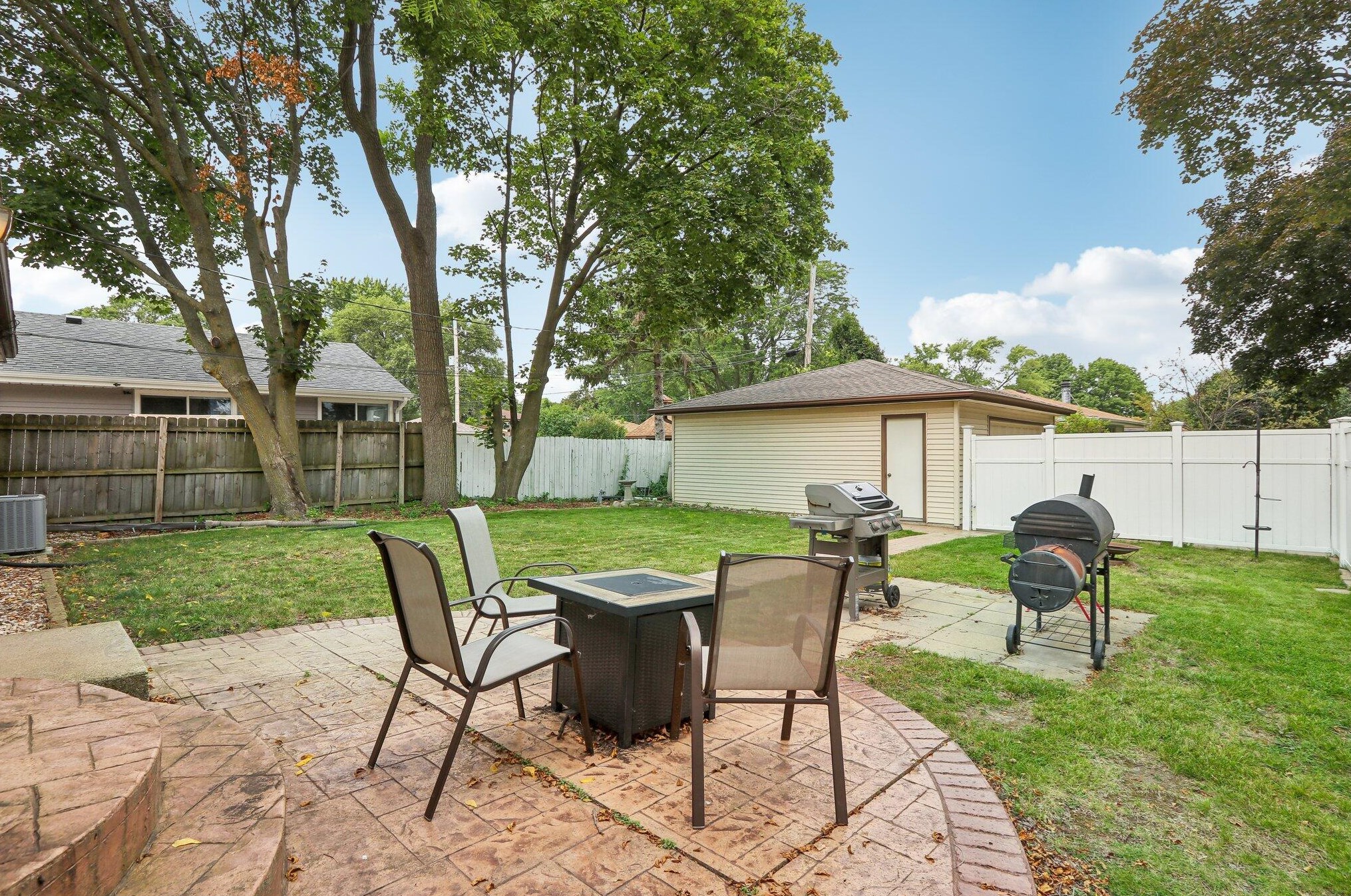 6700 W Tripoli Ave, Milwaukee, WI 53220
