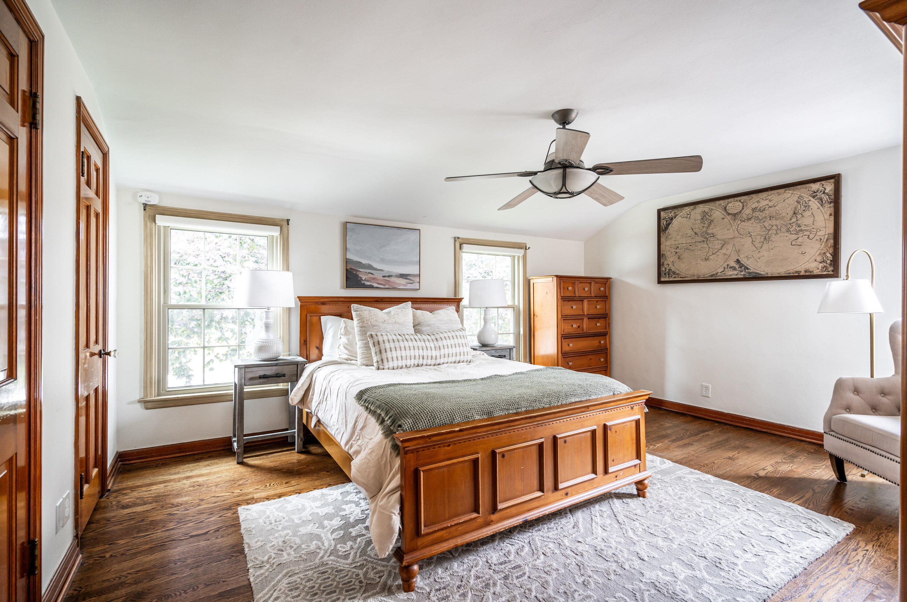 2438 89, Milwaukee WI 53226-1804 exterior