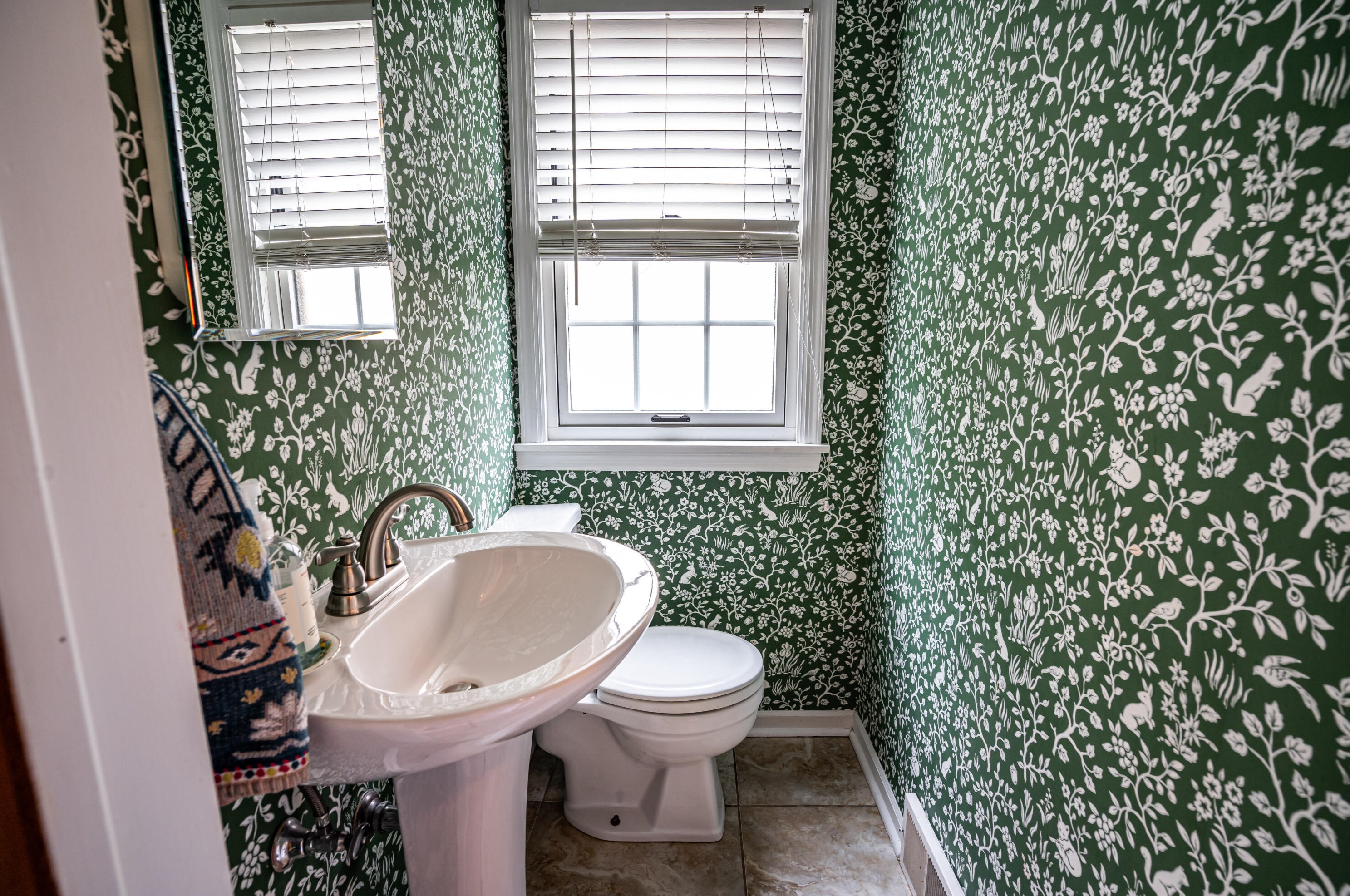 2438 89, Milwaukee WI 53226-1804 exterior