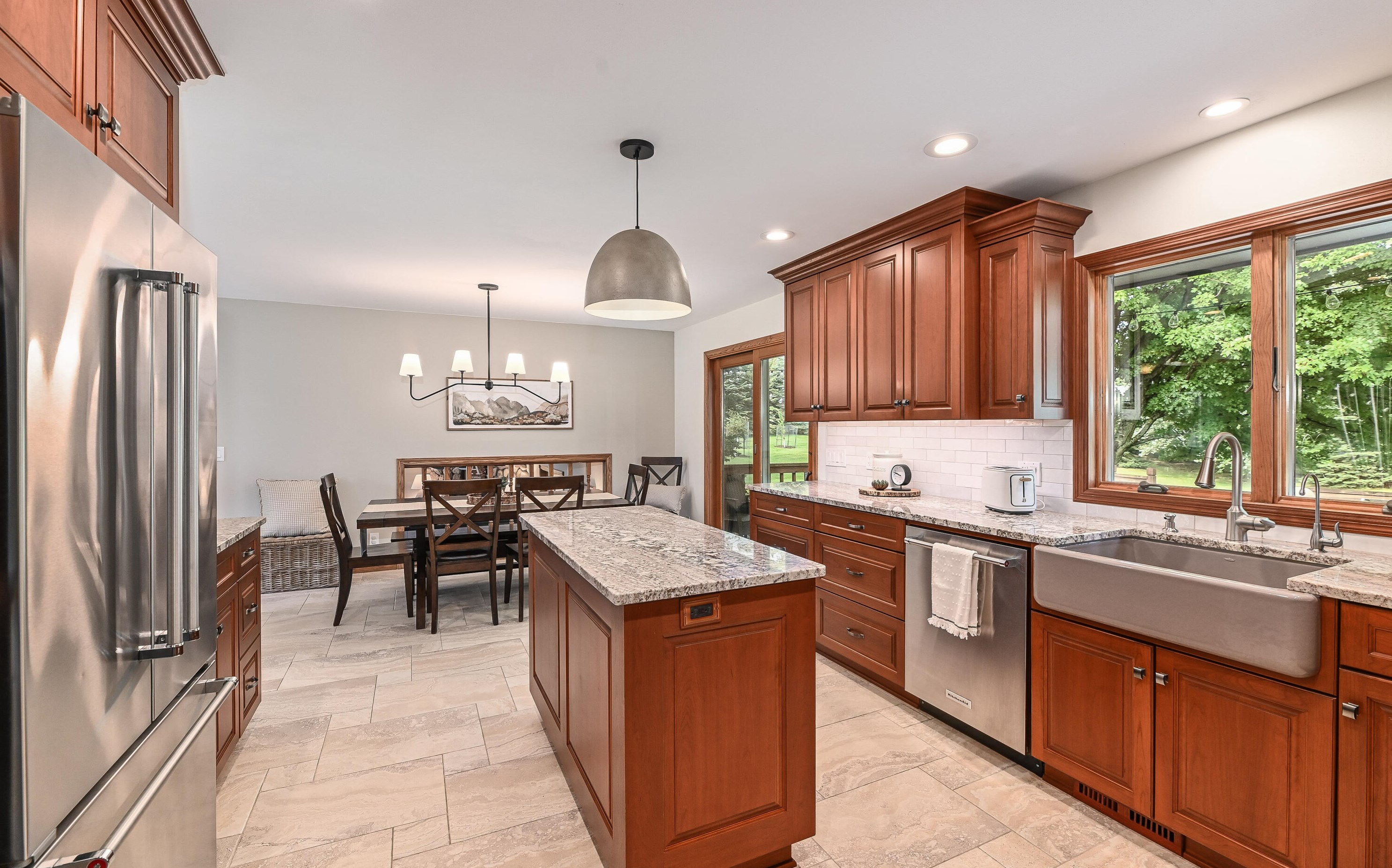 4474 Plantation Way, West Bend, WI 53090