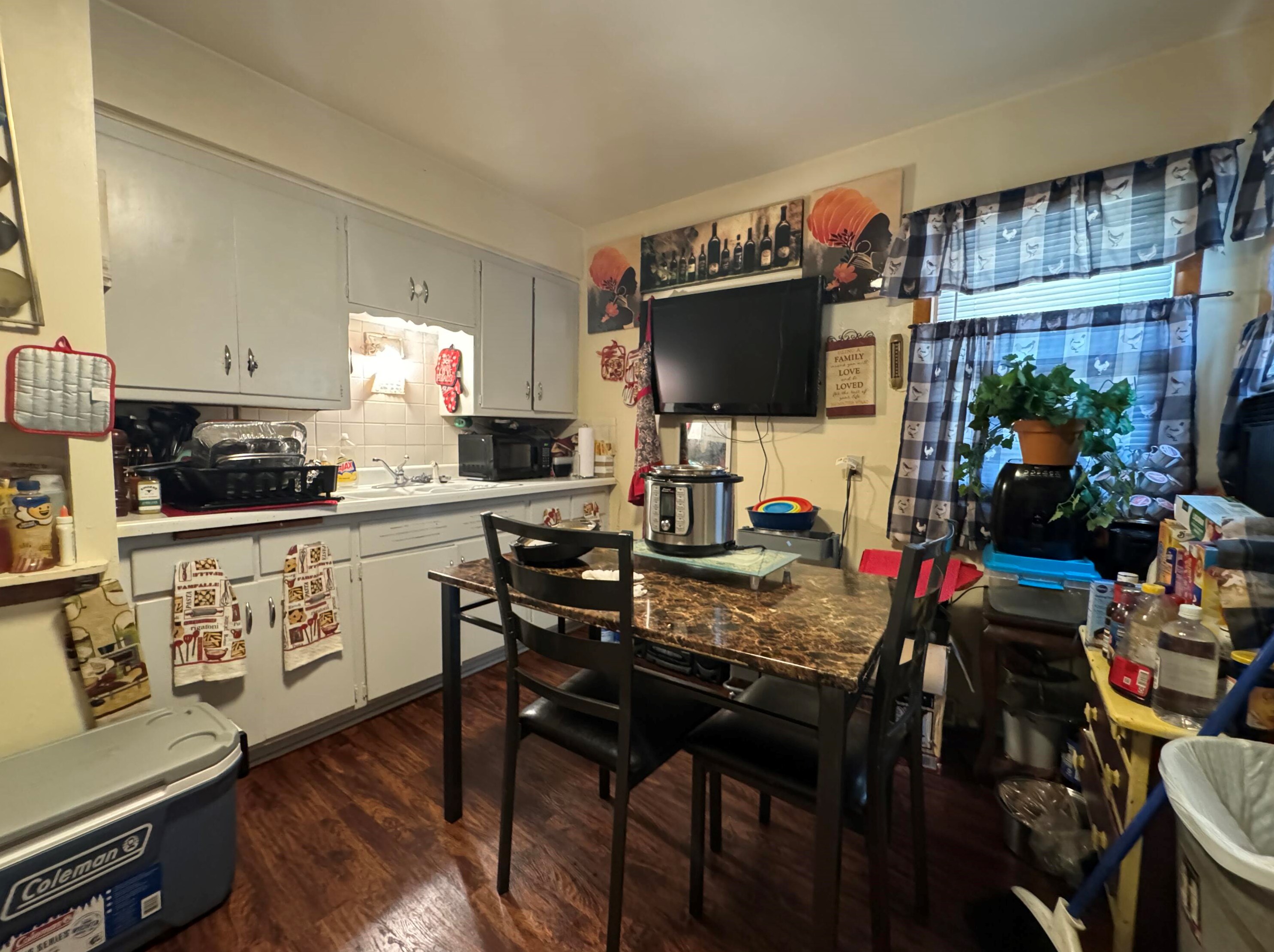 6334 W Thurston Ave, Milwaukee, WI 53218